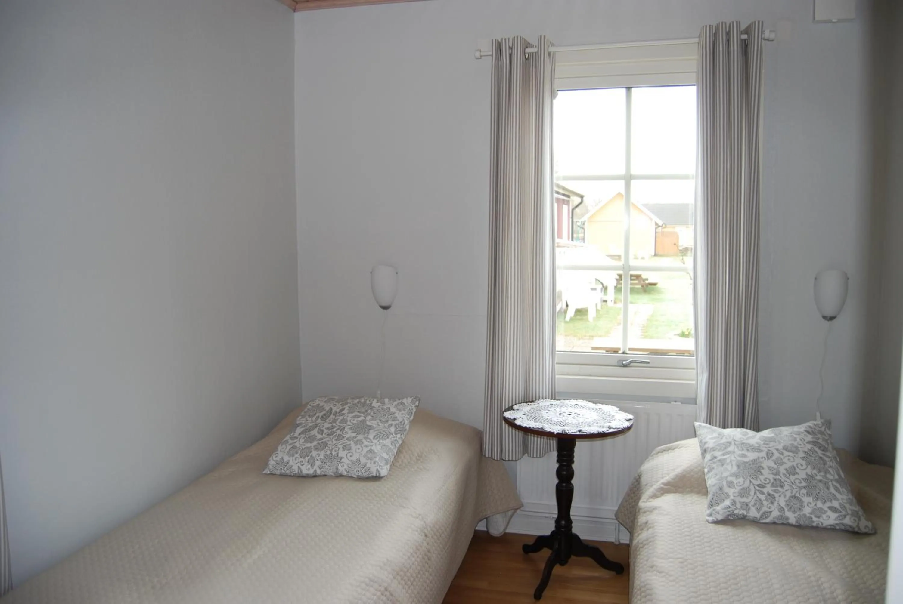 Photo of the whole room in Mellbystrand Vandrarhem