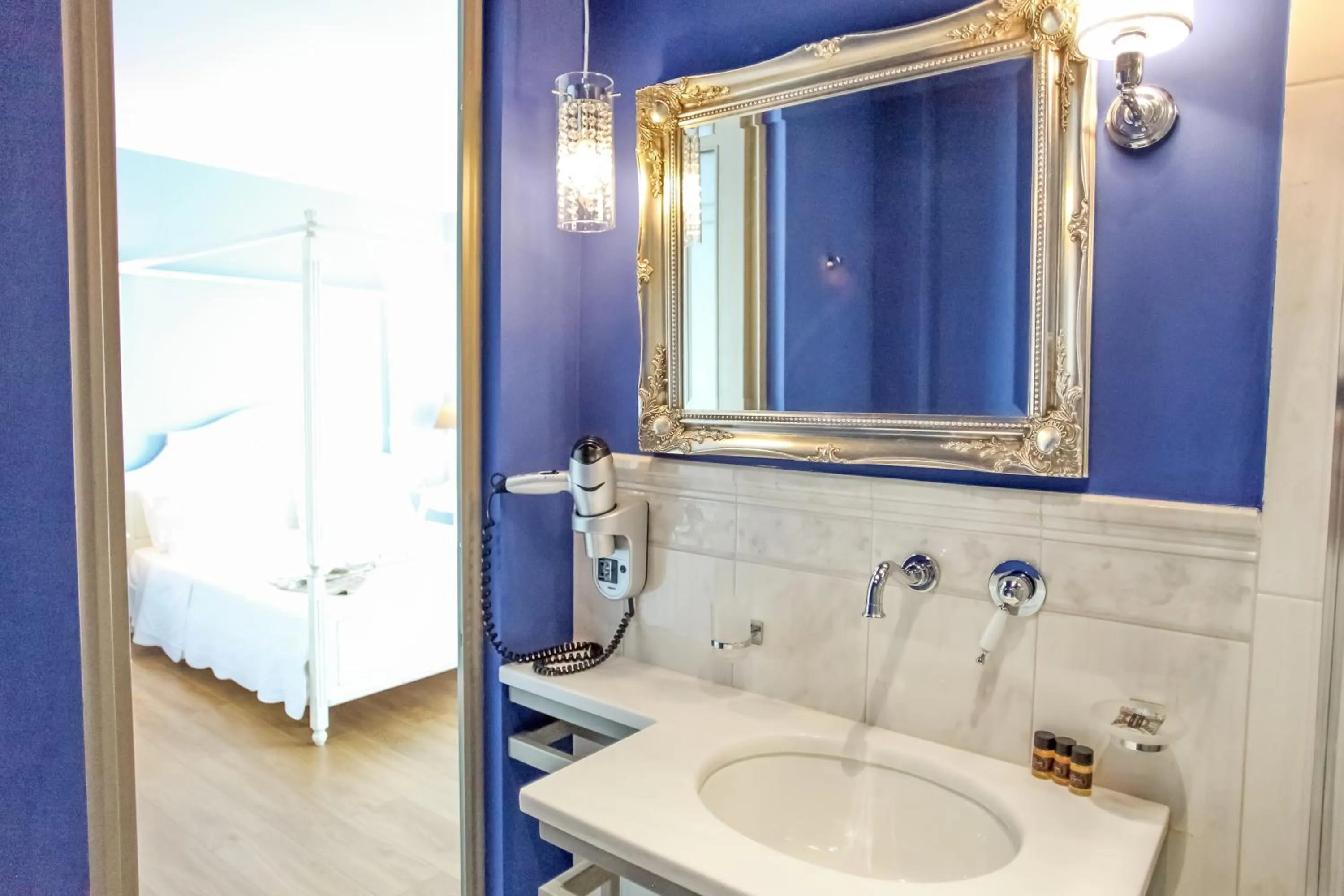 Bathroom in PEPO'S GUESTHOUSE