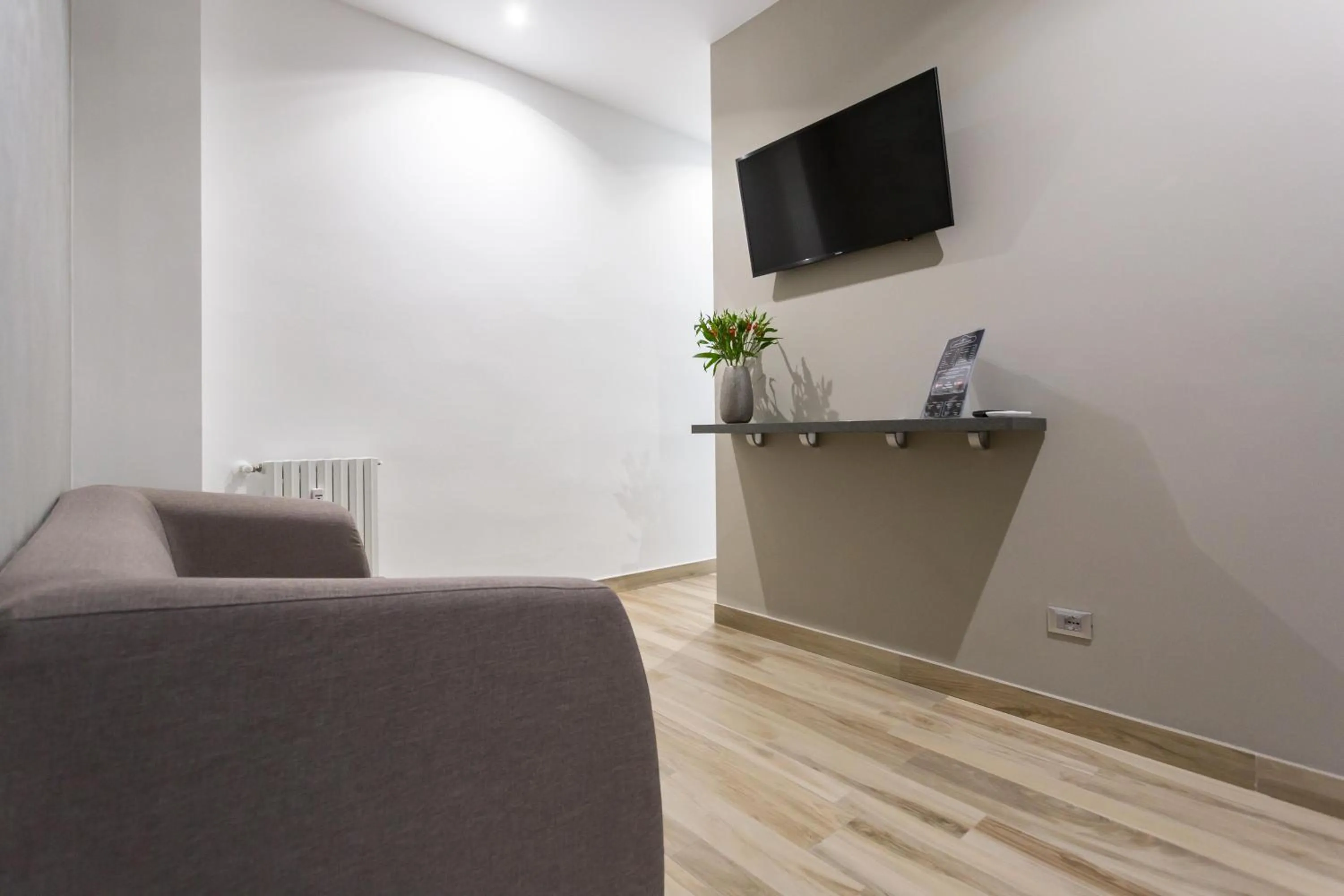 TV and multimedia in ApartHotel Durini