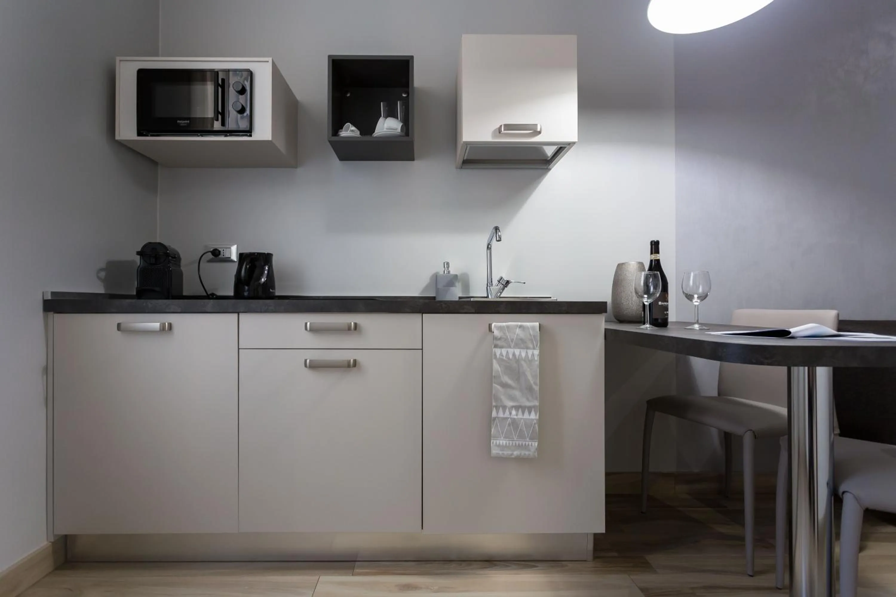 Coffee/tea facilities in ApartHotel Durini