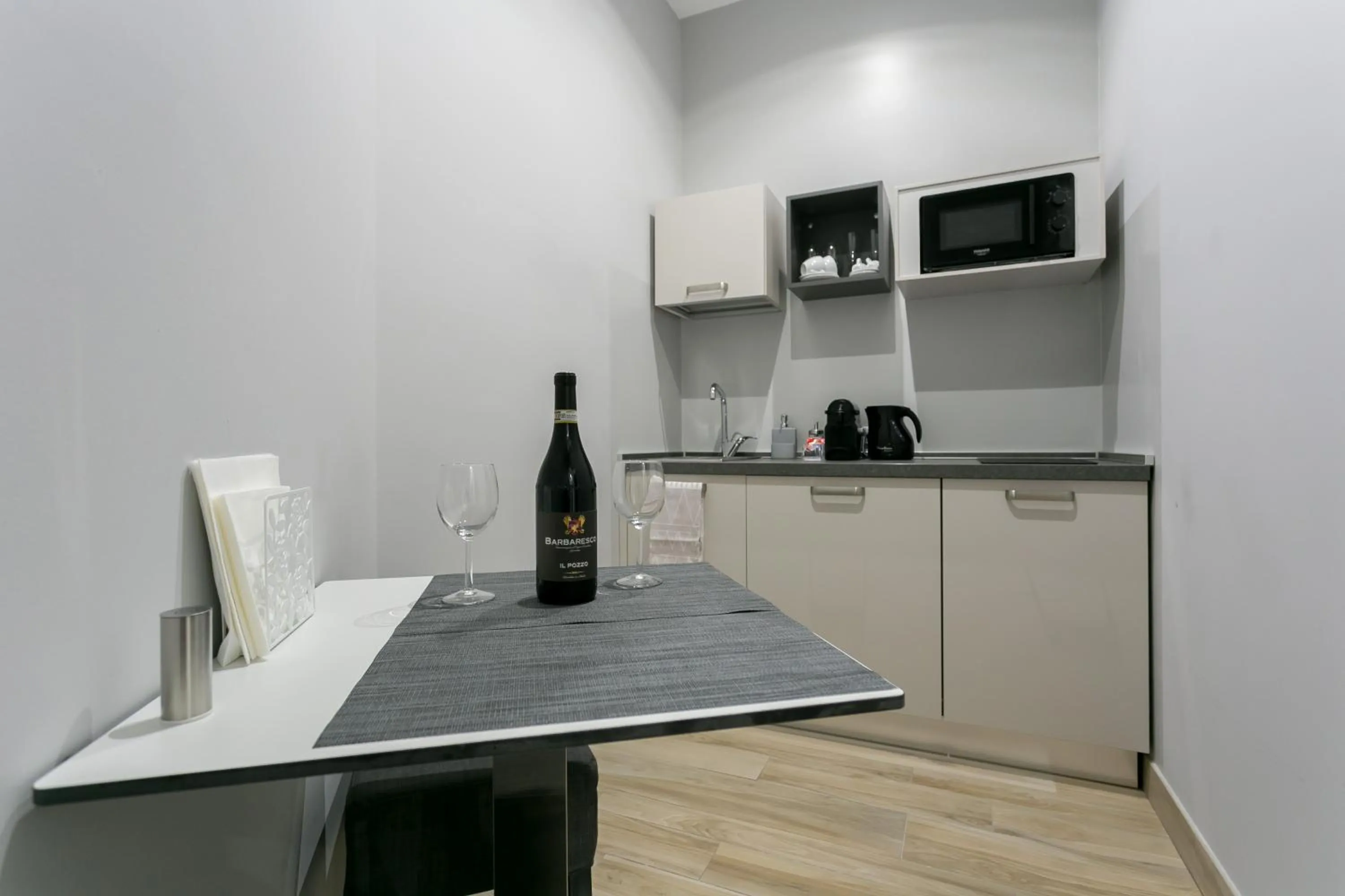 Coffee/tea facilities in ApartHotel Durini