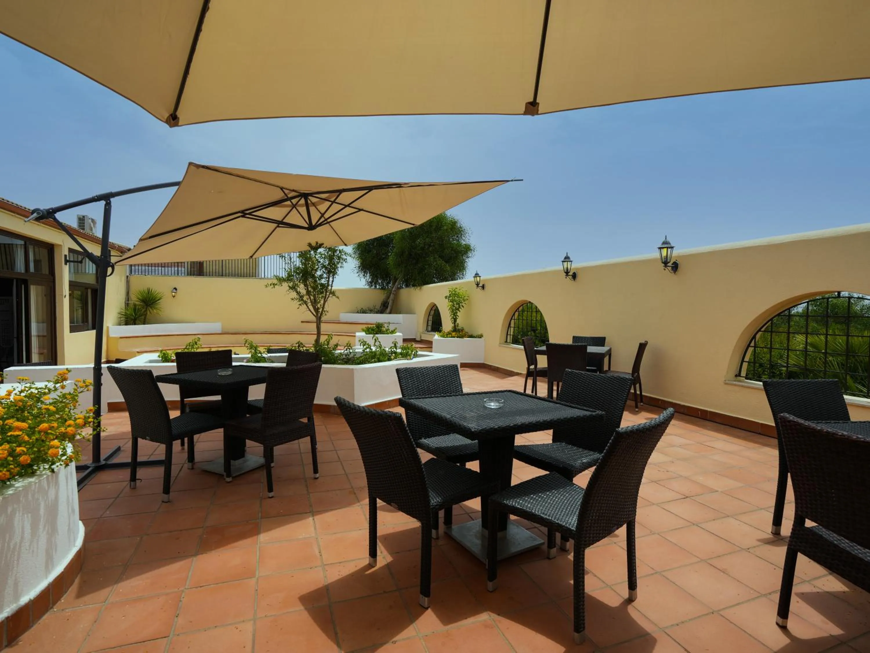 Restaurant/places to eat in Sikania Eco Resort