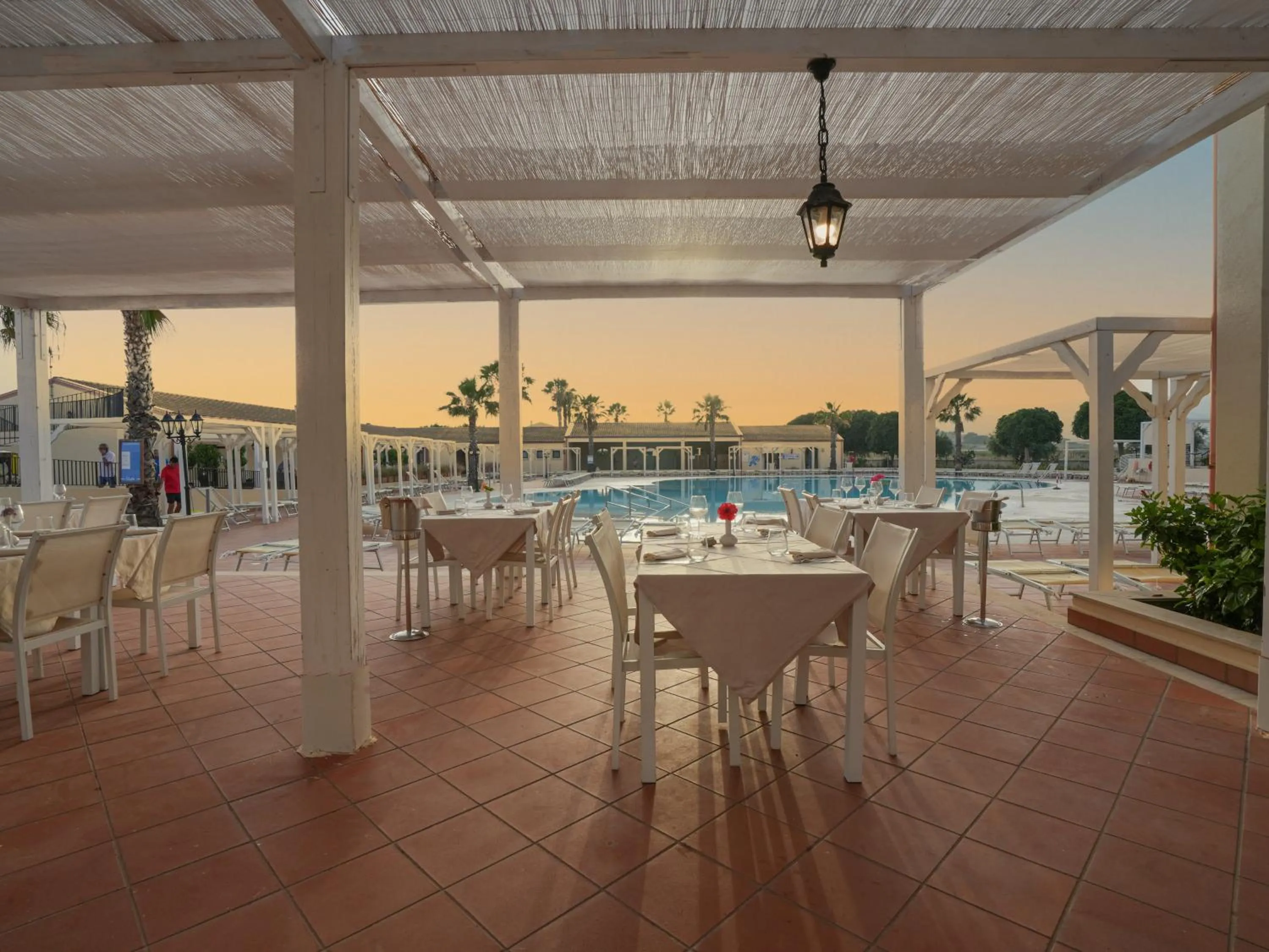 Restaurant/places to eat in Sikania Eco Resort