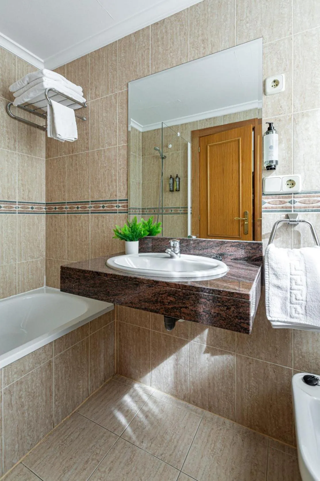 IRAIPE Achuri Auto Check-in