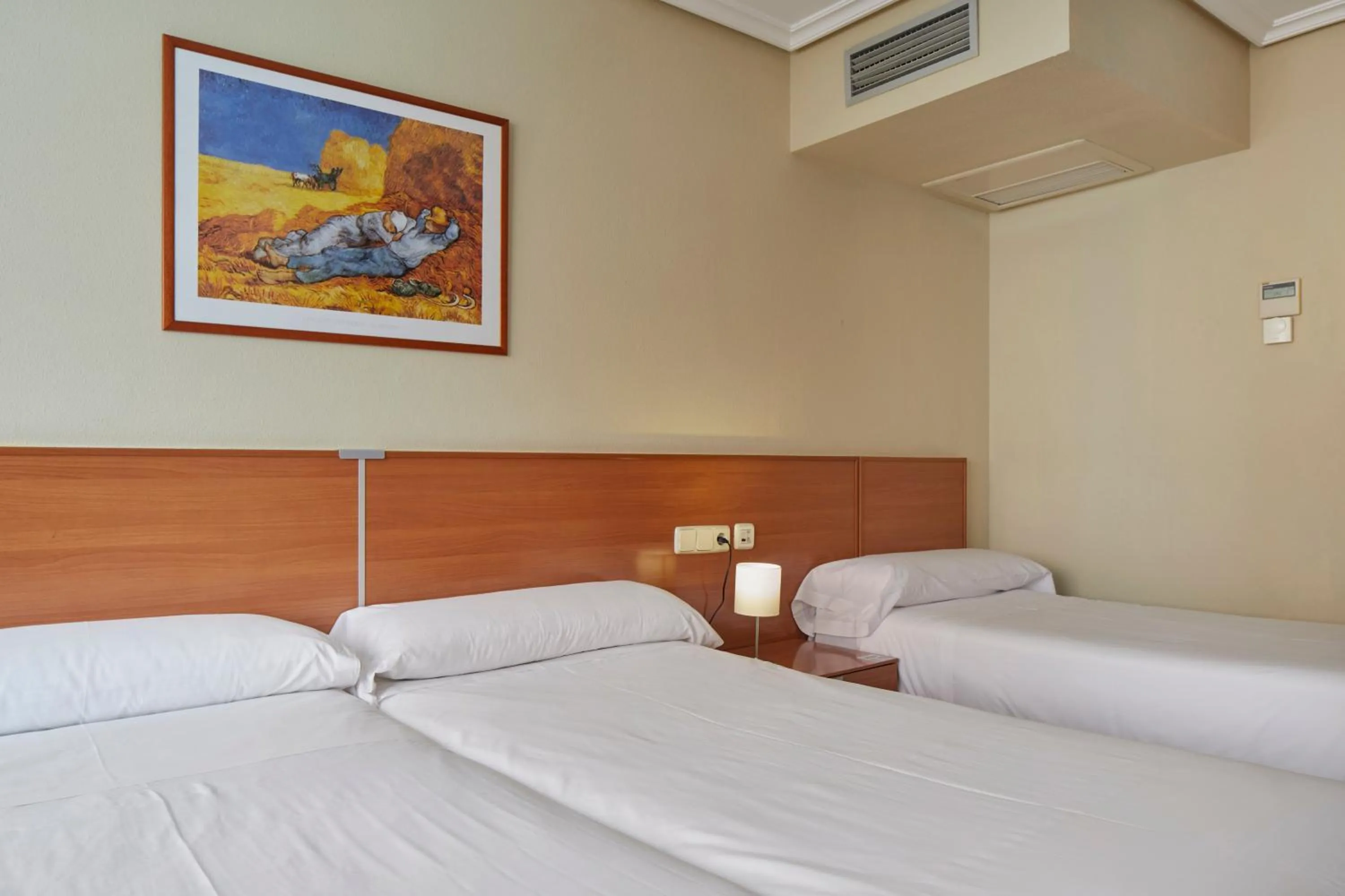 Bedroom, Bed in IRAIPE Achuri Auto Check-in