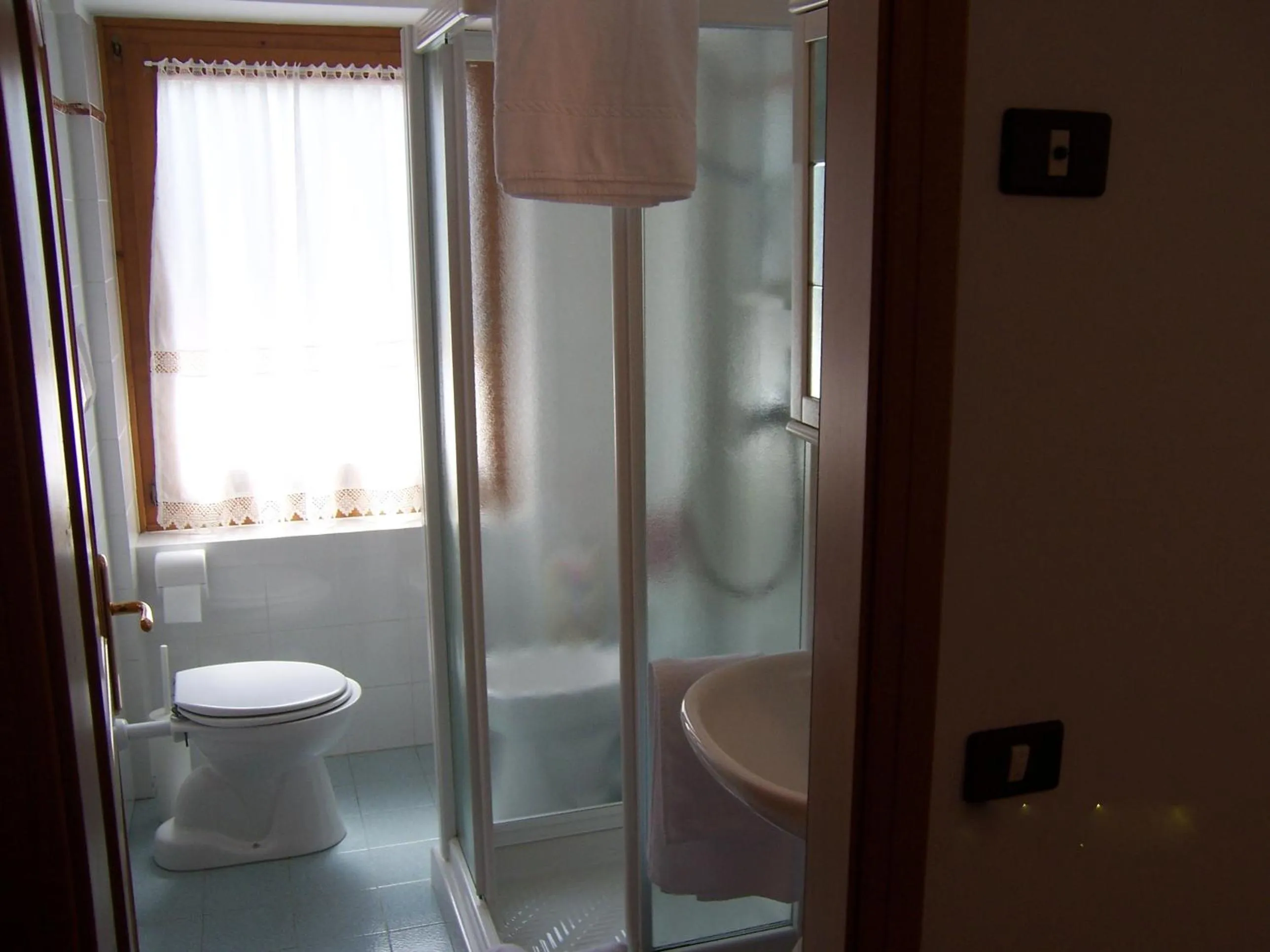 Bathroom in Alpen Hotel Rabbi