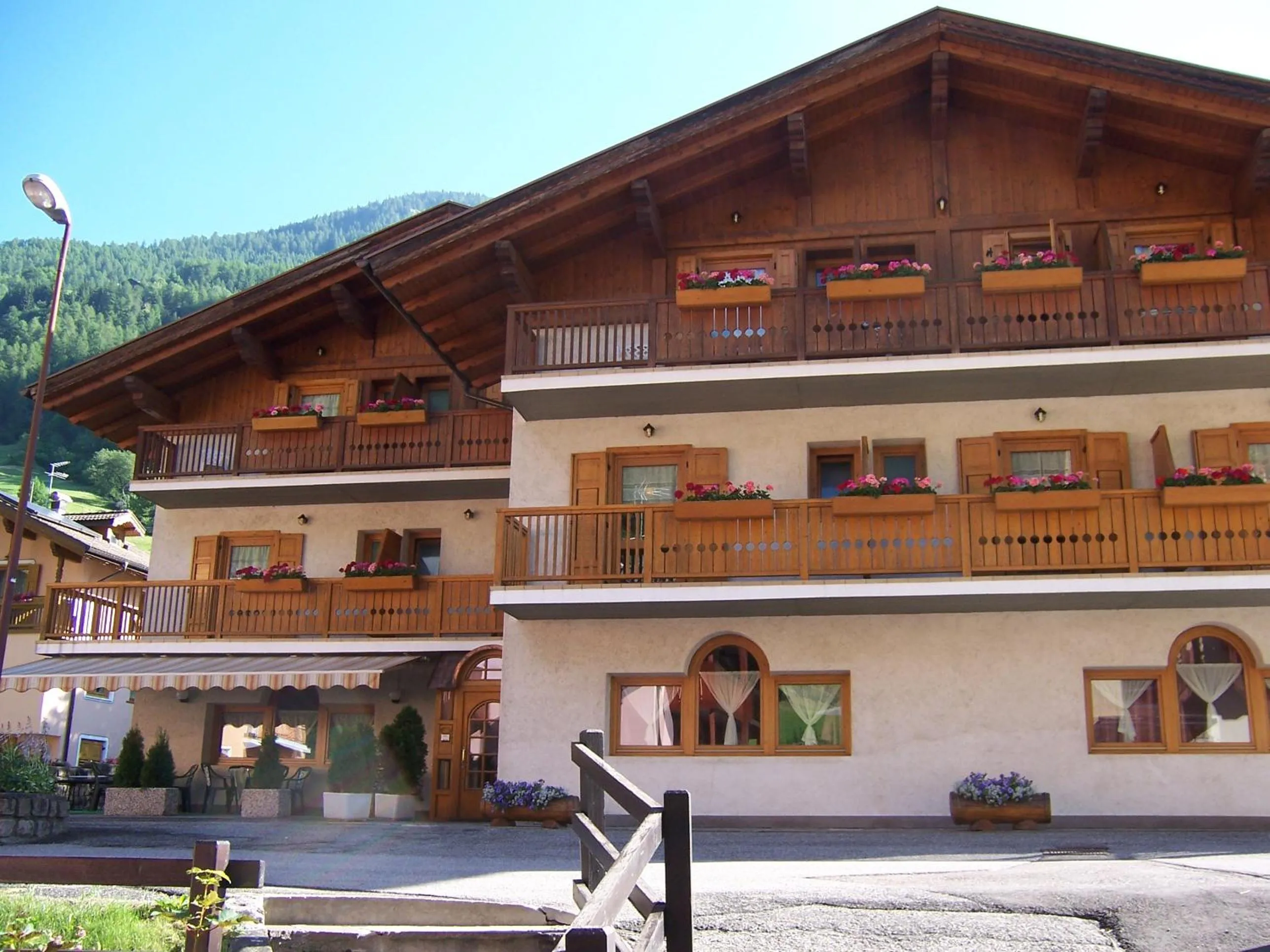 Property building in Alpen Hotel Rabbi