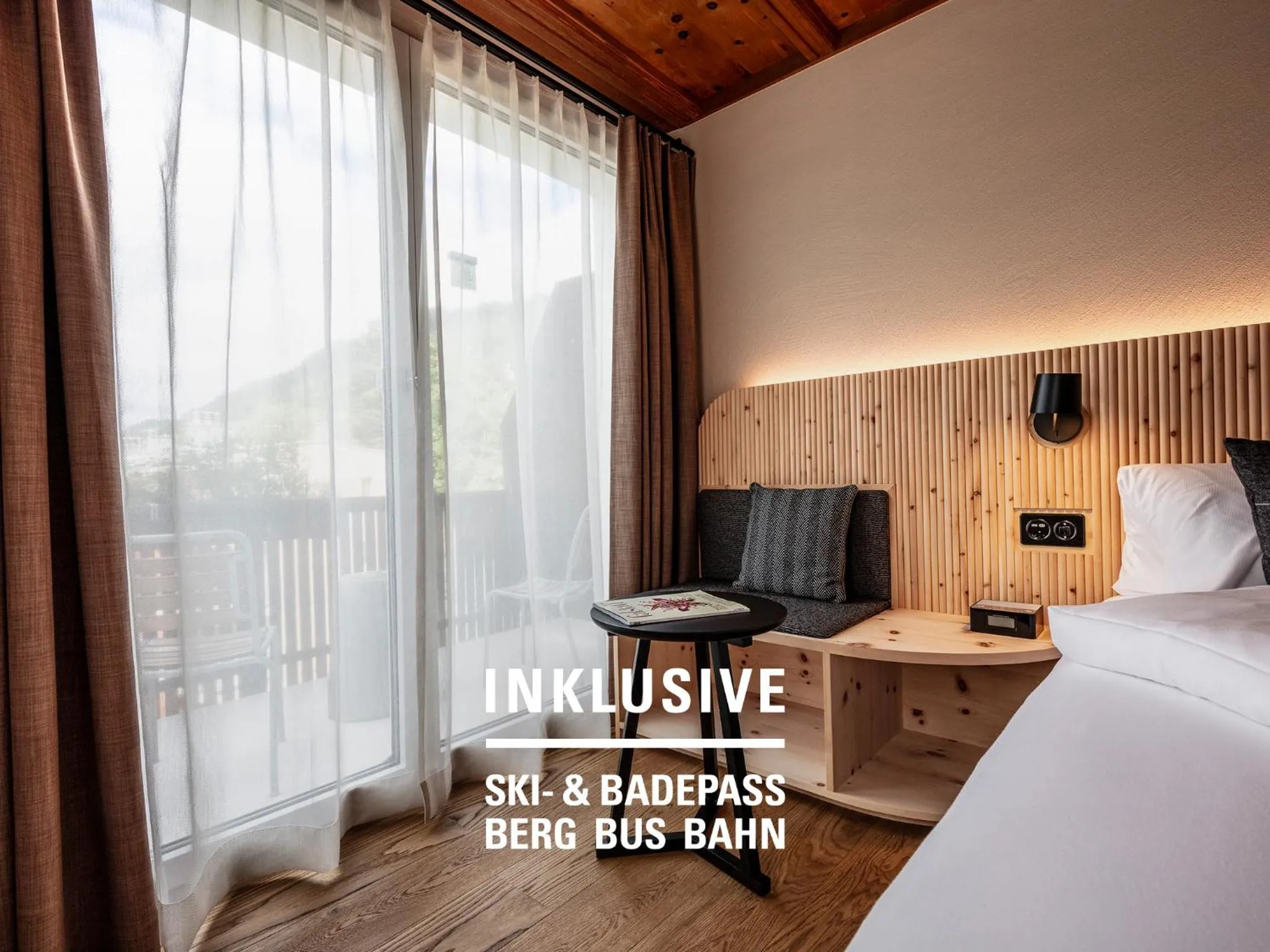 Photo of the whole room, Bed in Engadiner Boutique-Hotel GuardaVal