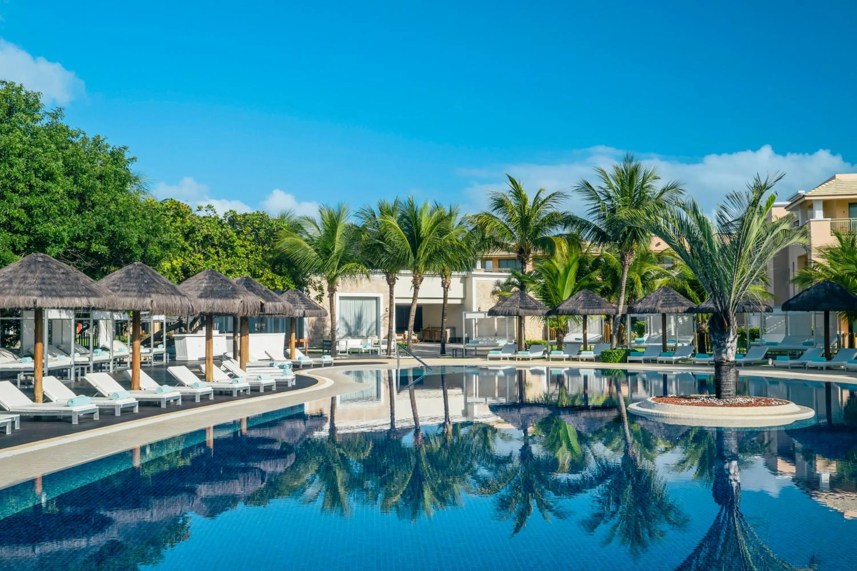 Swimming pool in Iberostar Selection Praia do Forte - All Inclusive