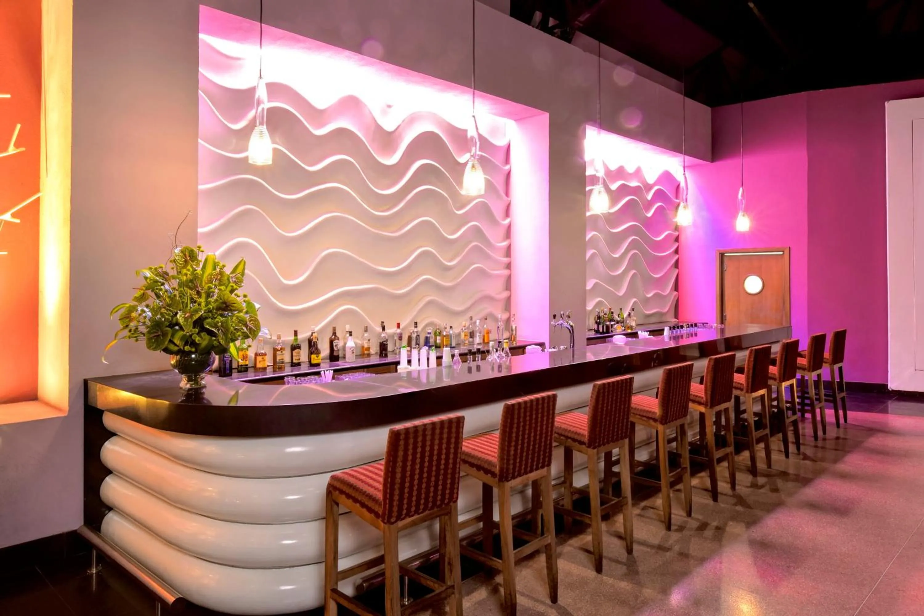 Lounge or bar in Iberostar Selection Praia do Forte - All Inclusive