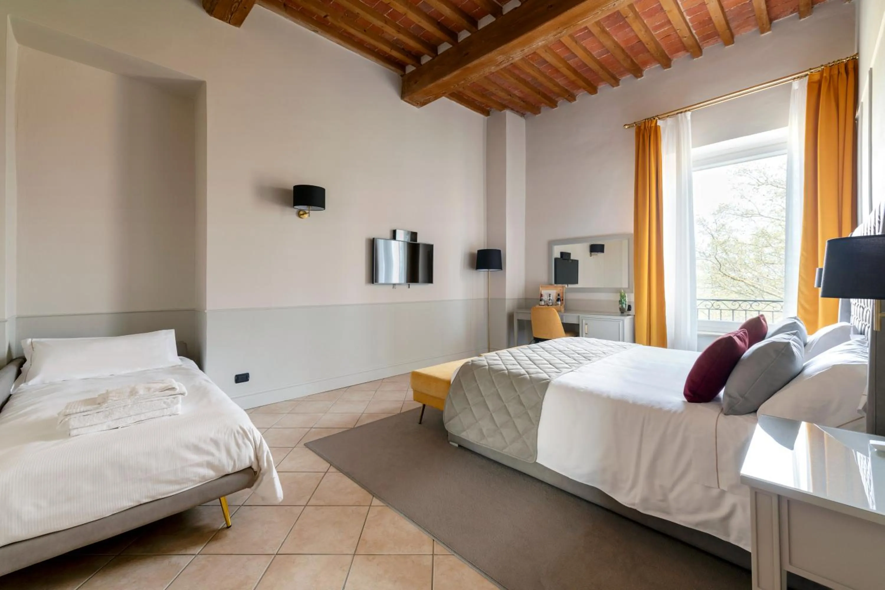 Bed in Relais Villa Grazianella | UNA Esperienze