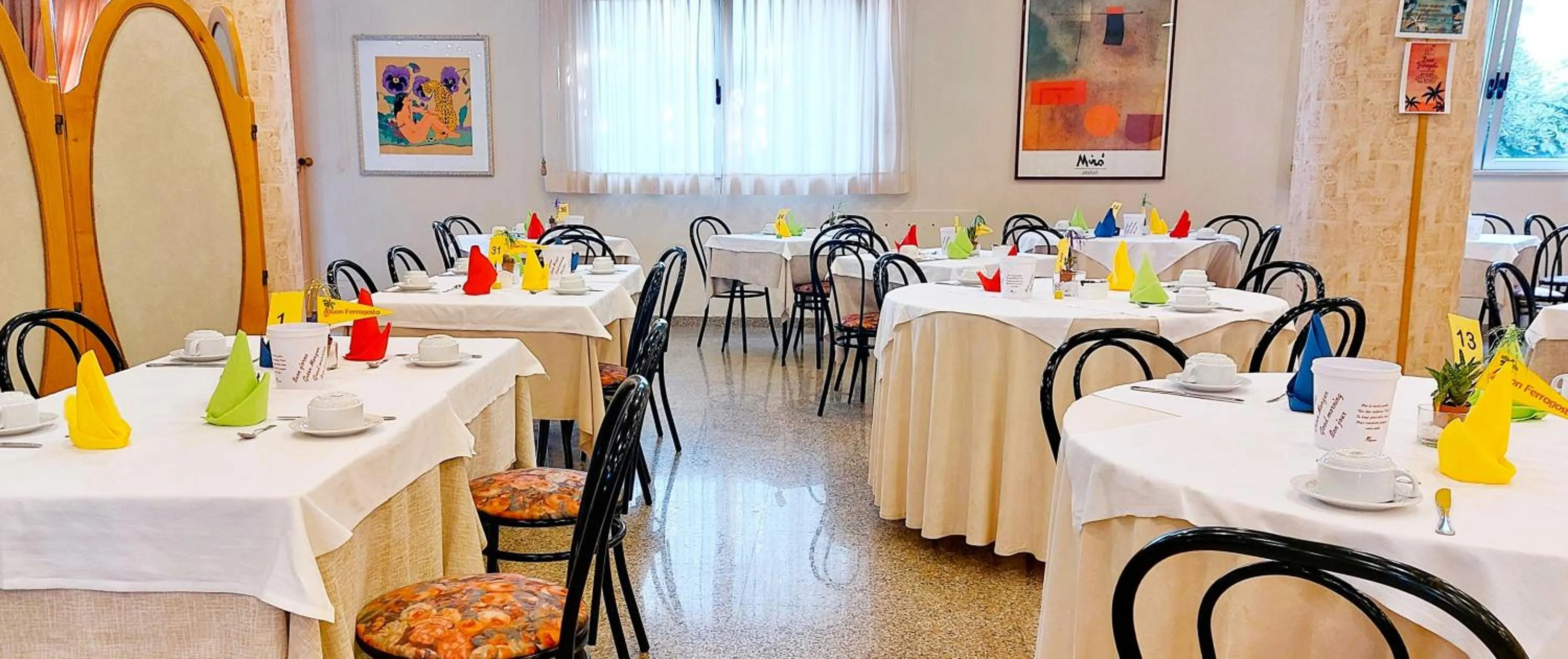 Breakfast in Hotel Garden B&B