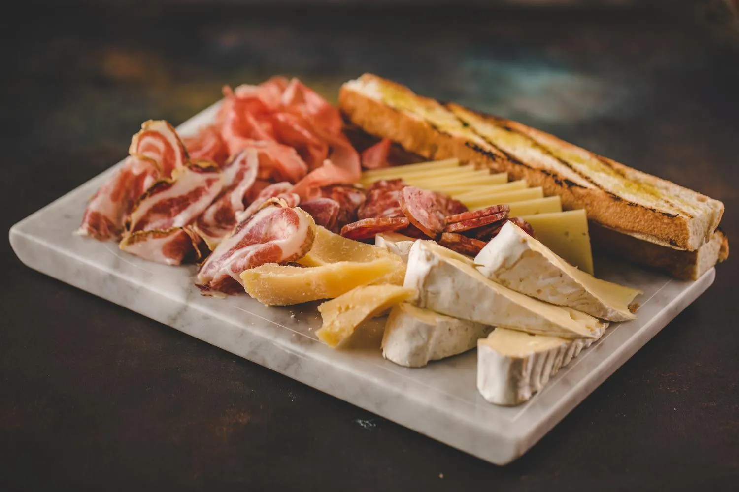 Restaurant/places to eat in Four Seasons Hotel Buenos Aires