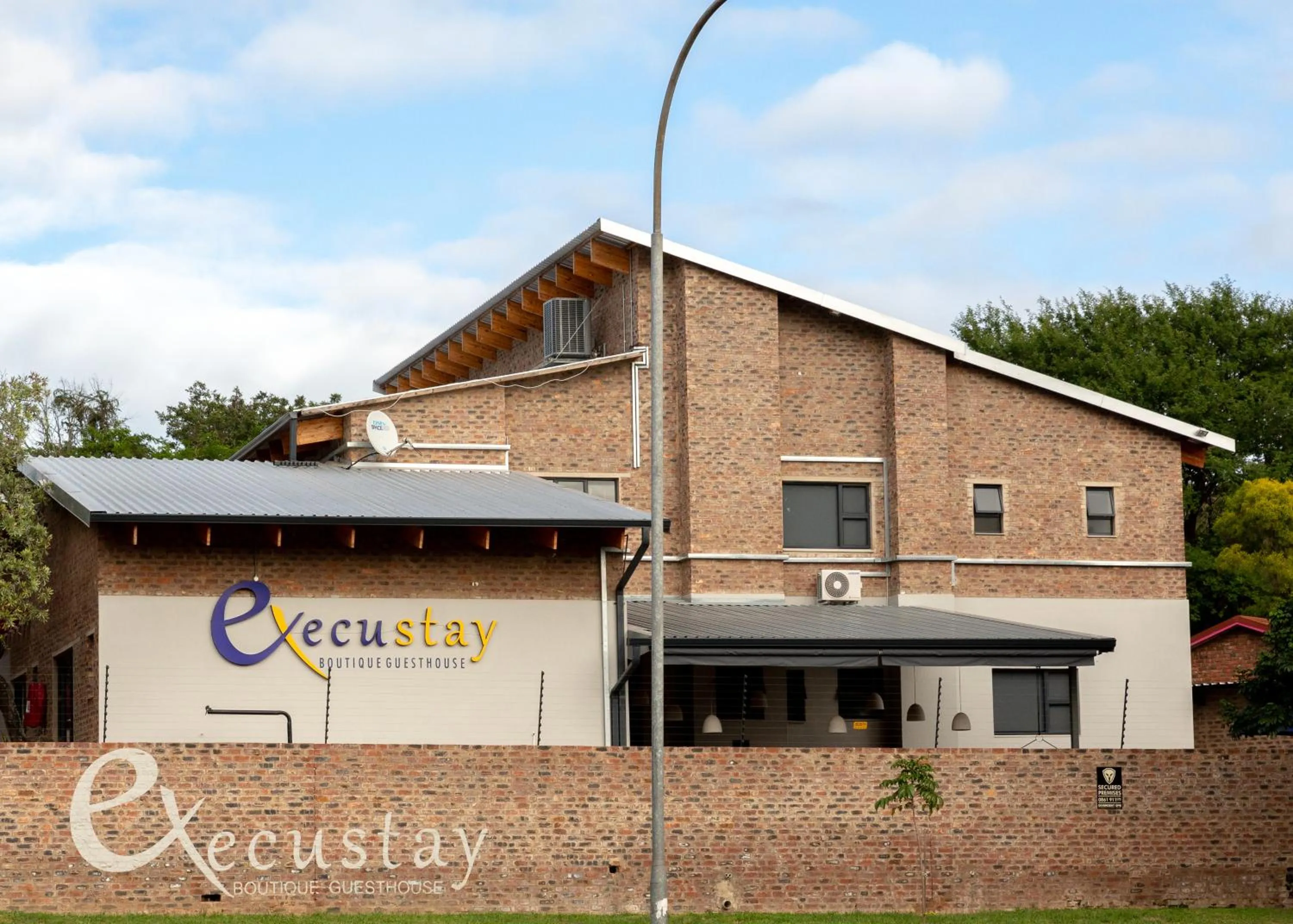 Property building in Execustay