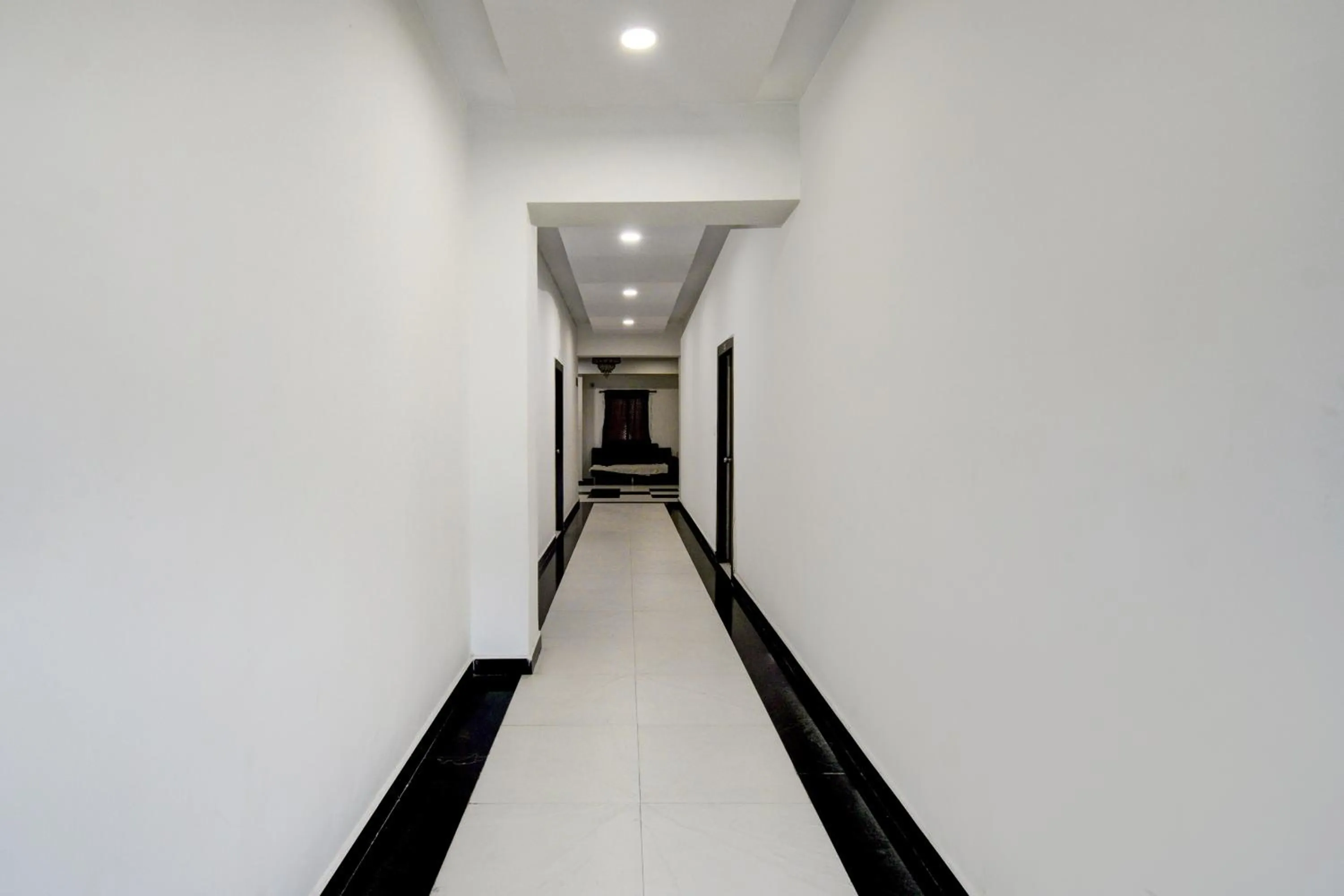 Lobby or reception in Super Hotel O Erragadda Metro Station Hyderabad Formerly Palak Residency