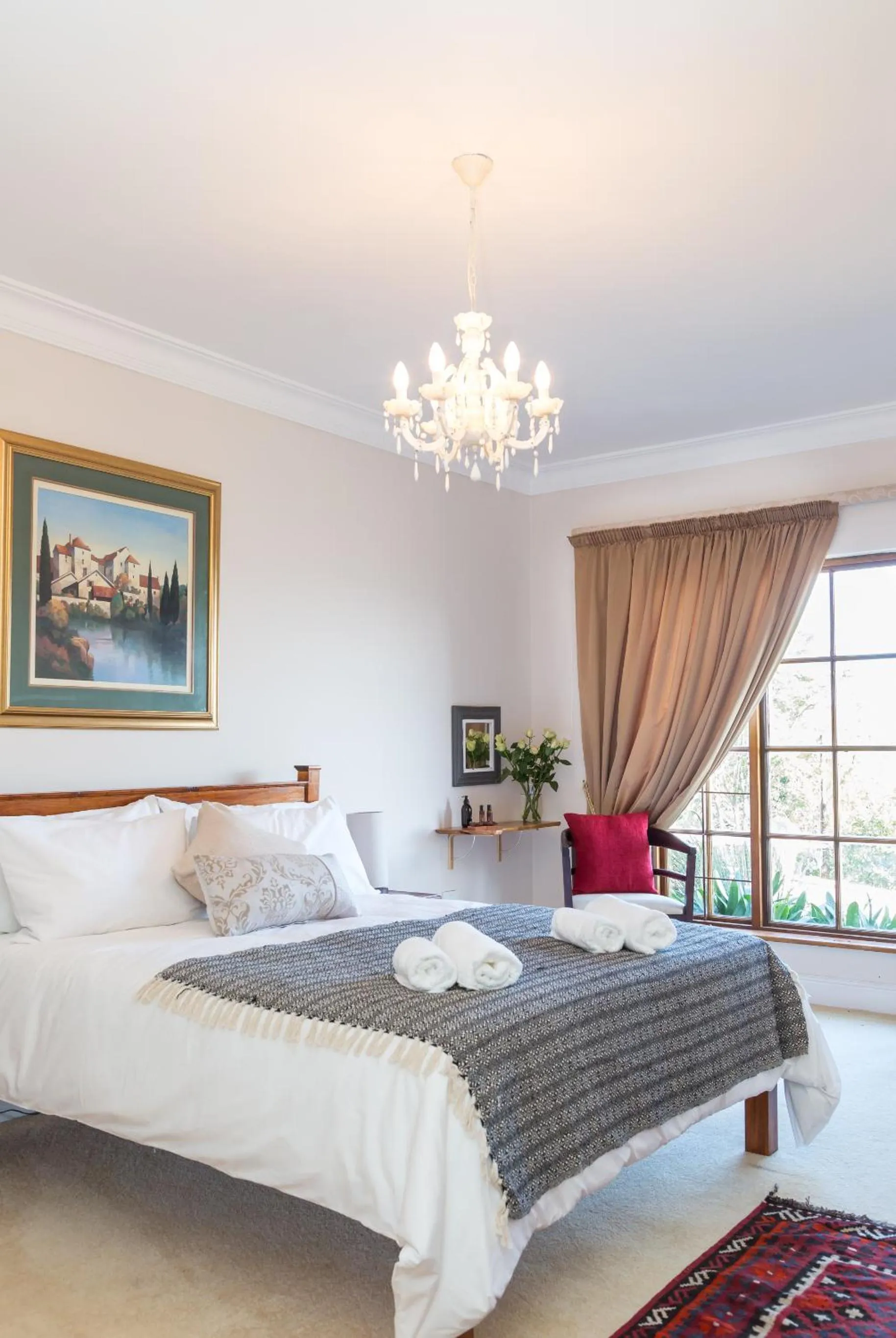 Bed in Moncrieff Manor