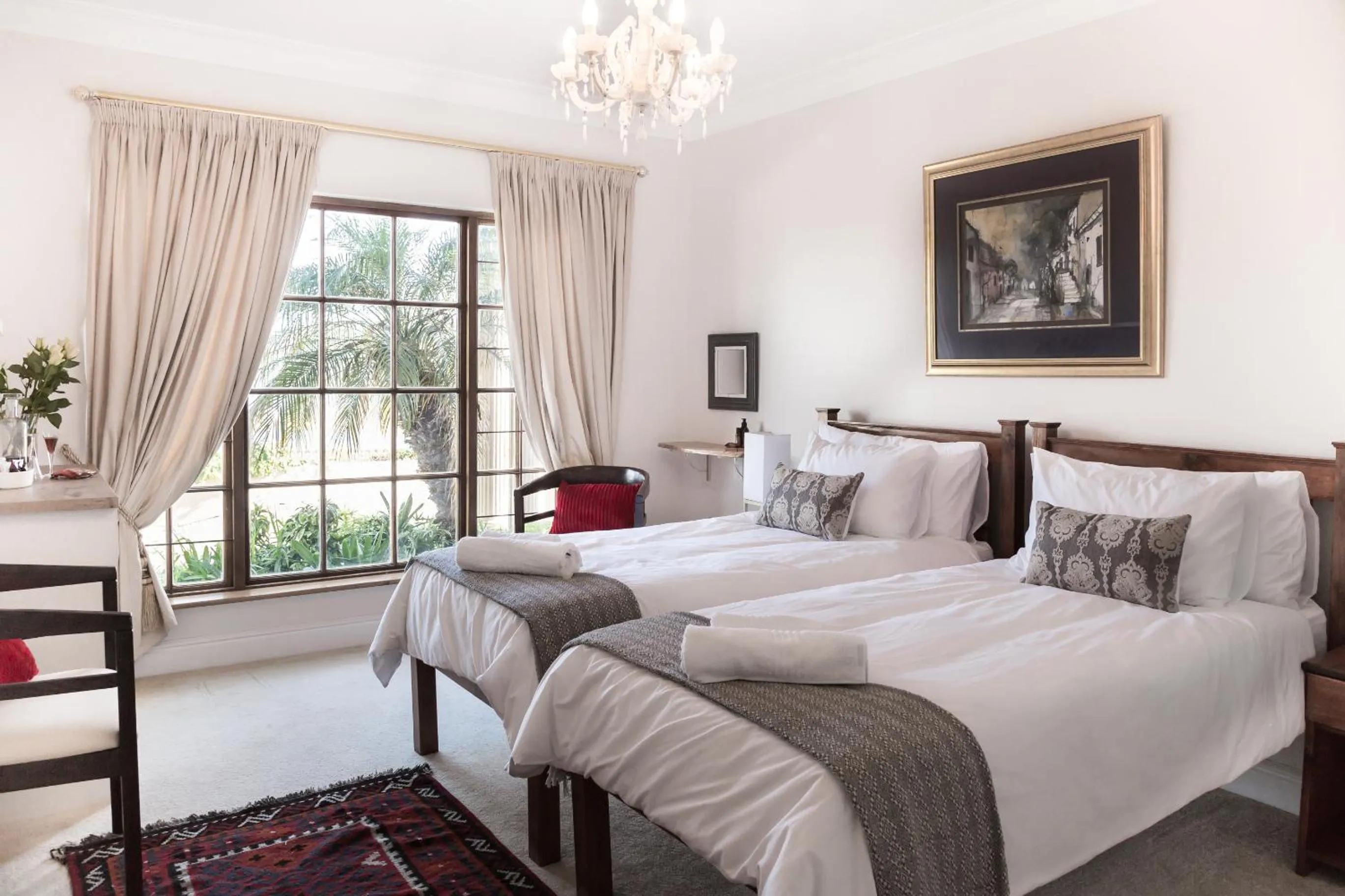 Bed in Moncrieff Manor