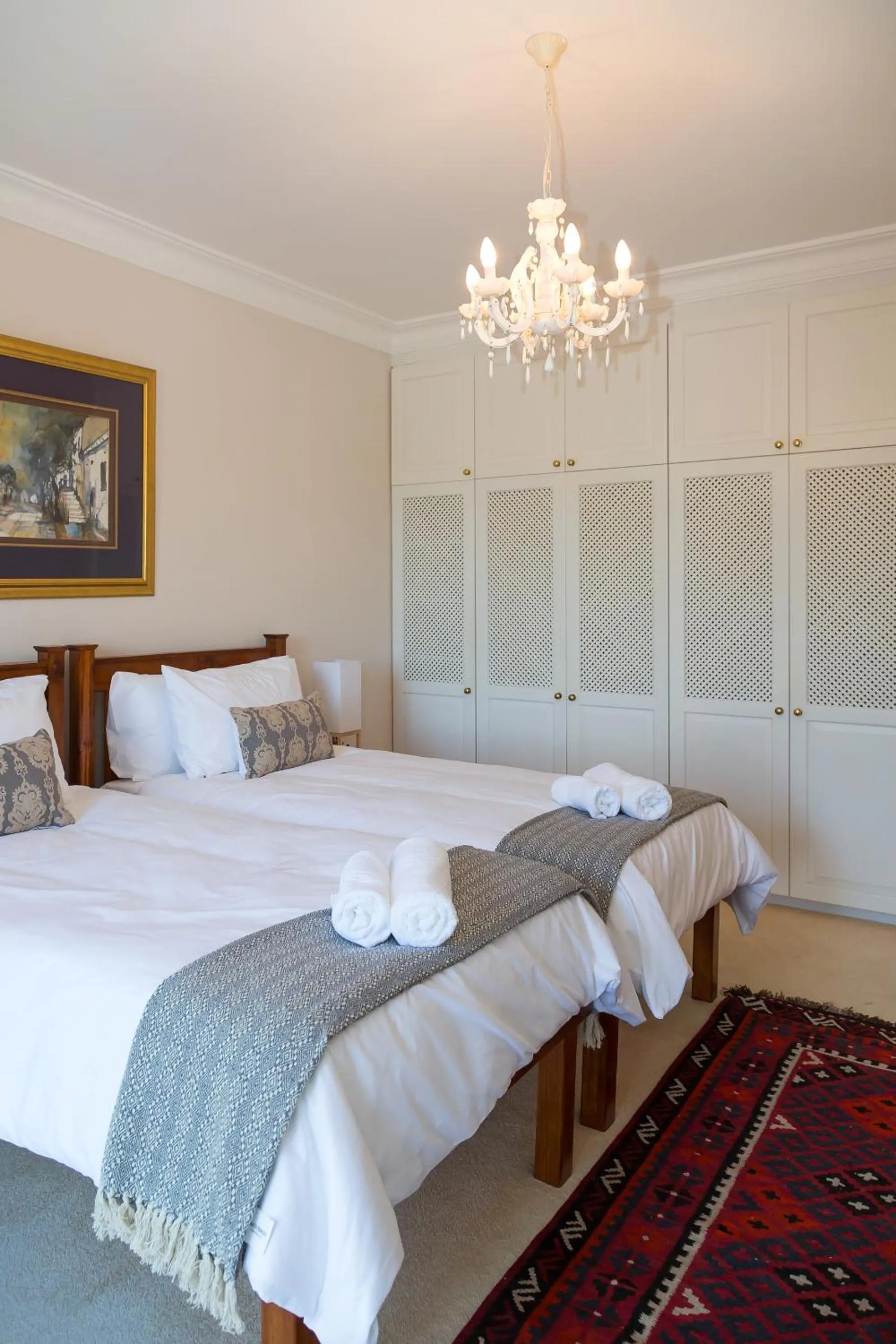 Bed in Moncrieff Manor