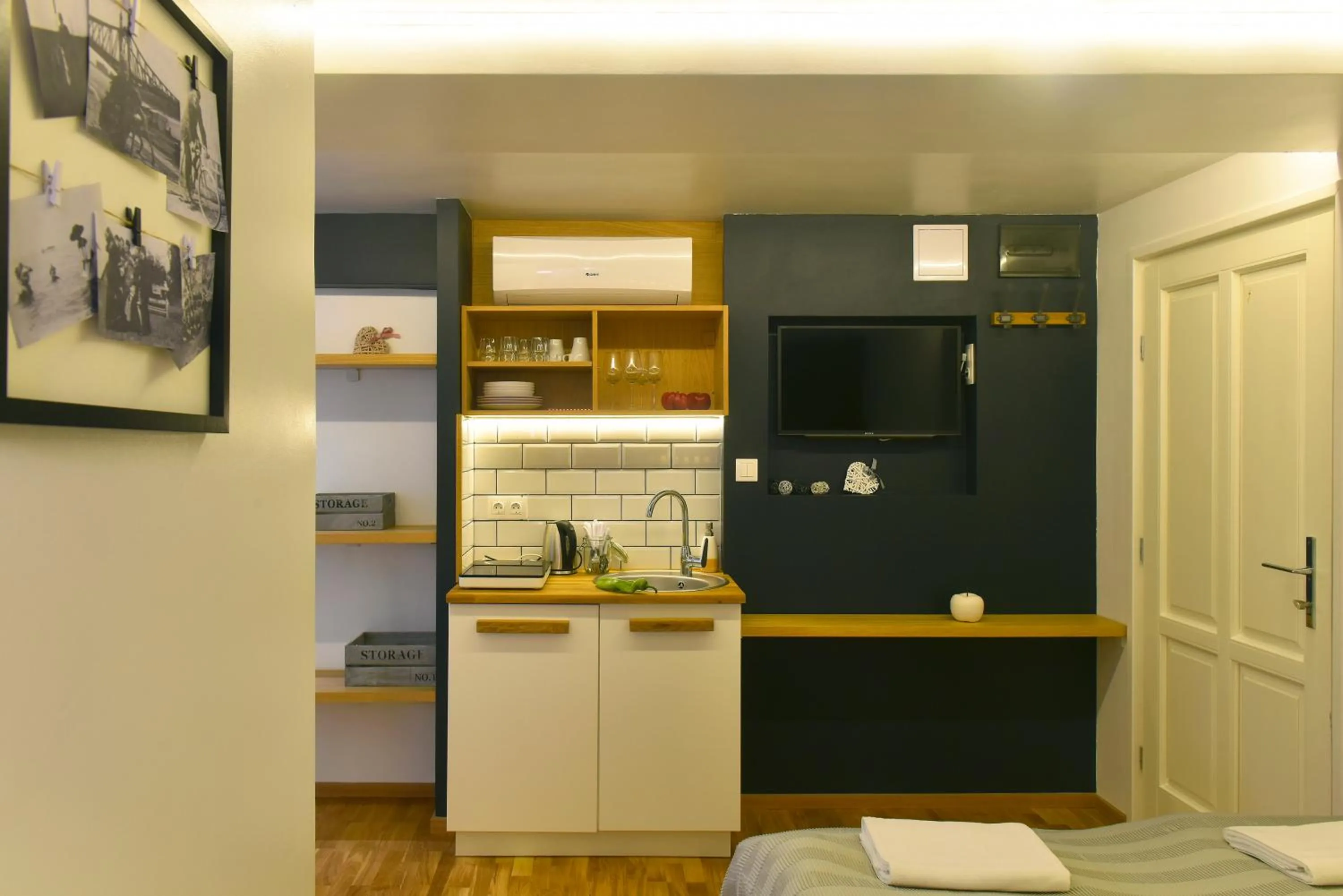 TV and multimedia in Walk Inn Váci 78