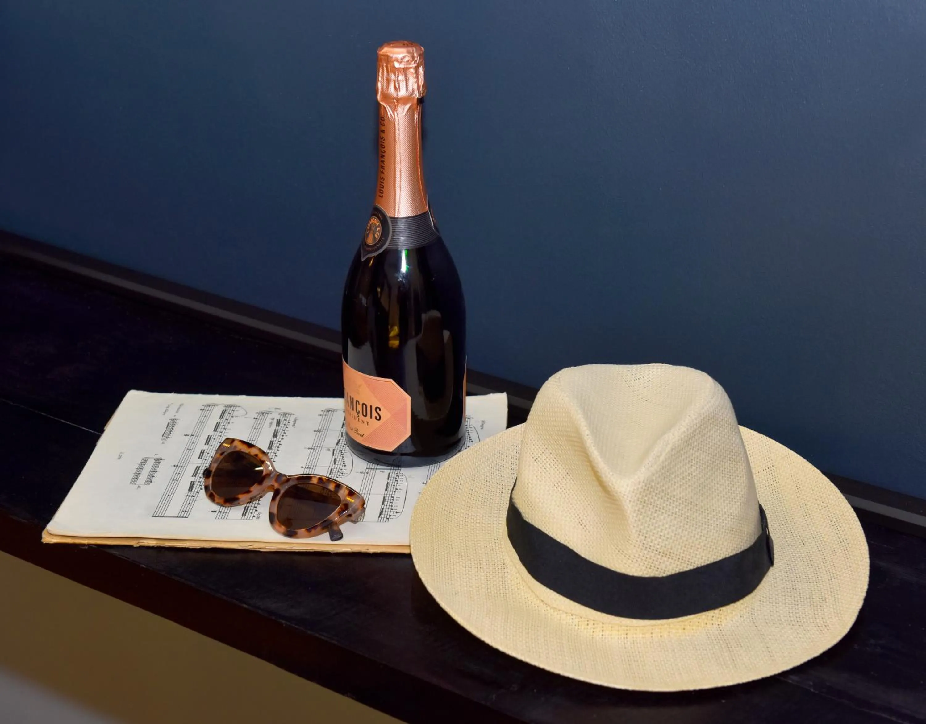 Decorative detail in Walk Inn Váci 78