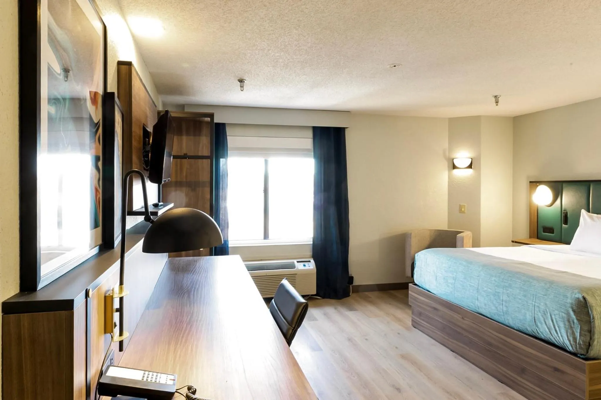 Bed in Wingate by Wyndham Owensboro