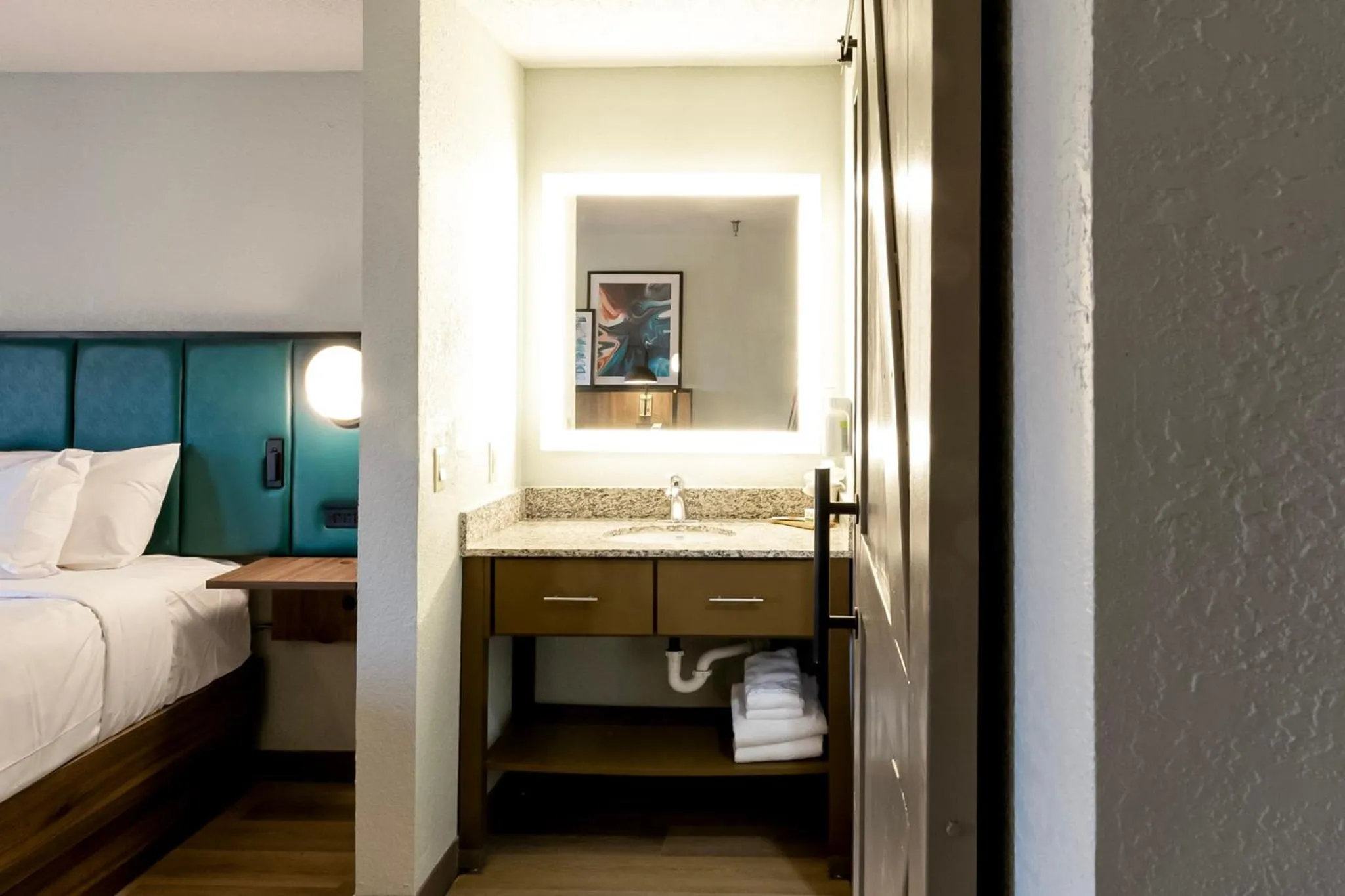 Bathroom in Wingate by Wyndham Owensboro