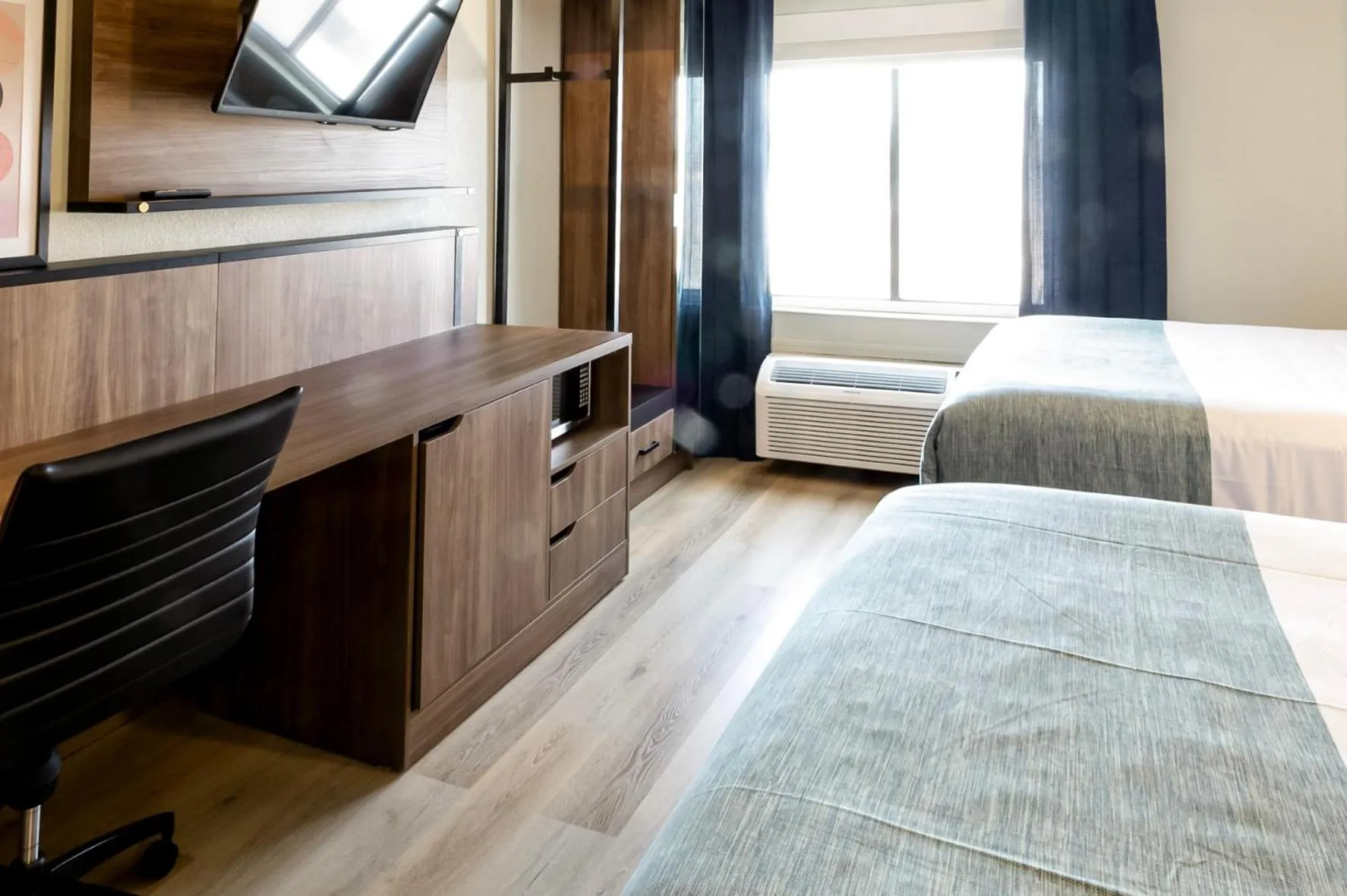 Bed in Wingate by Wyndham Owensboro