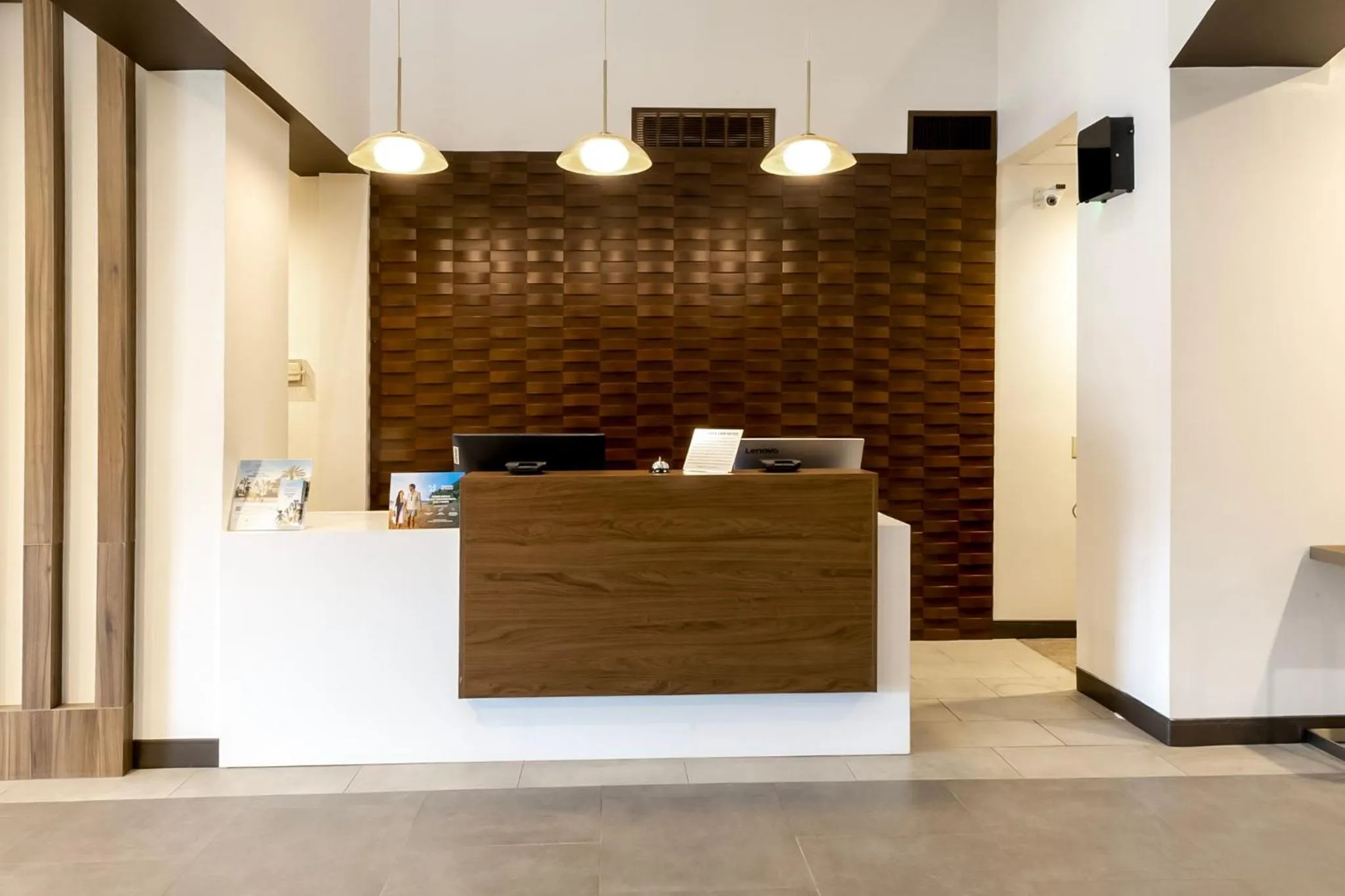 Lobby or reception in Wingate by Wyndham Owensboro