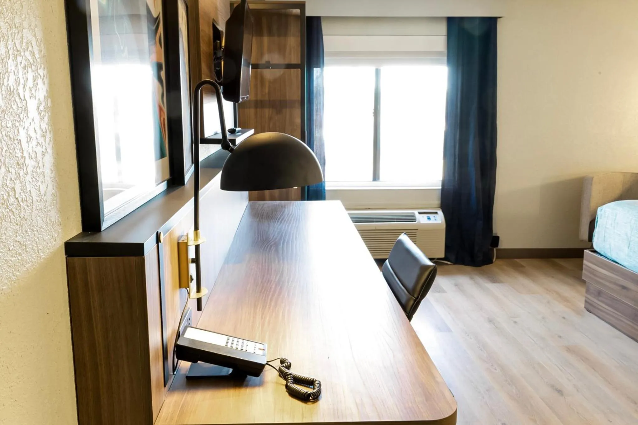 Bedroom in Wingate by Wyndham Owensboro