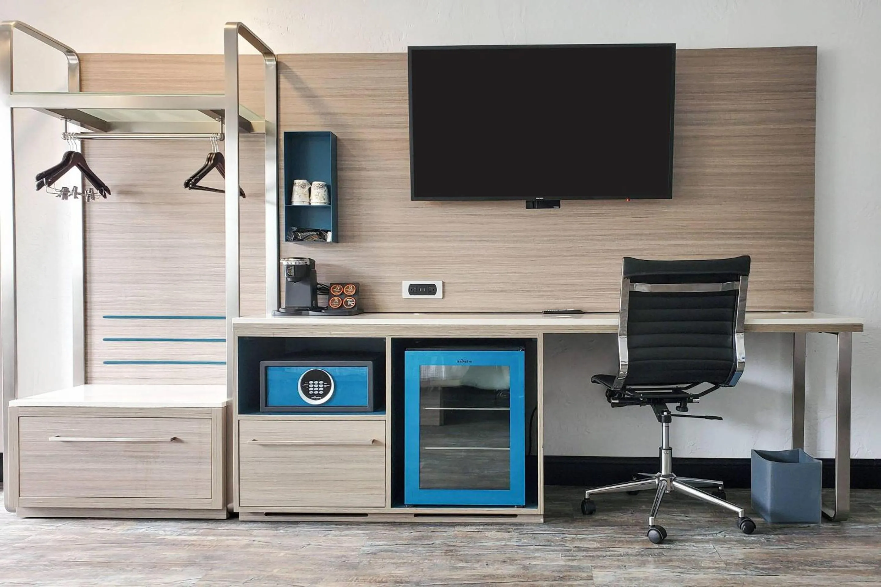 Bedroom in Casa Via Mar Inn, an Ascend Collection Hotel