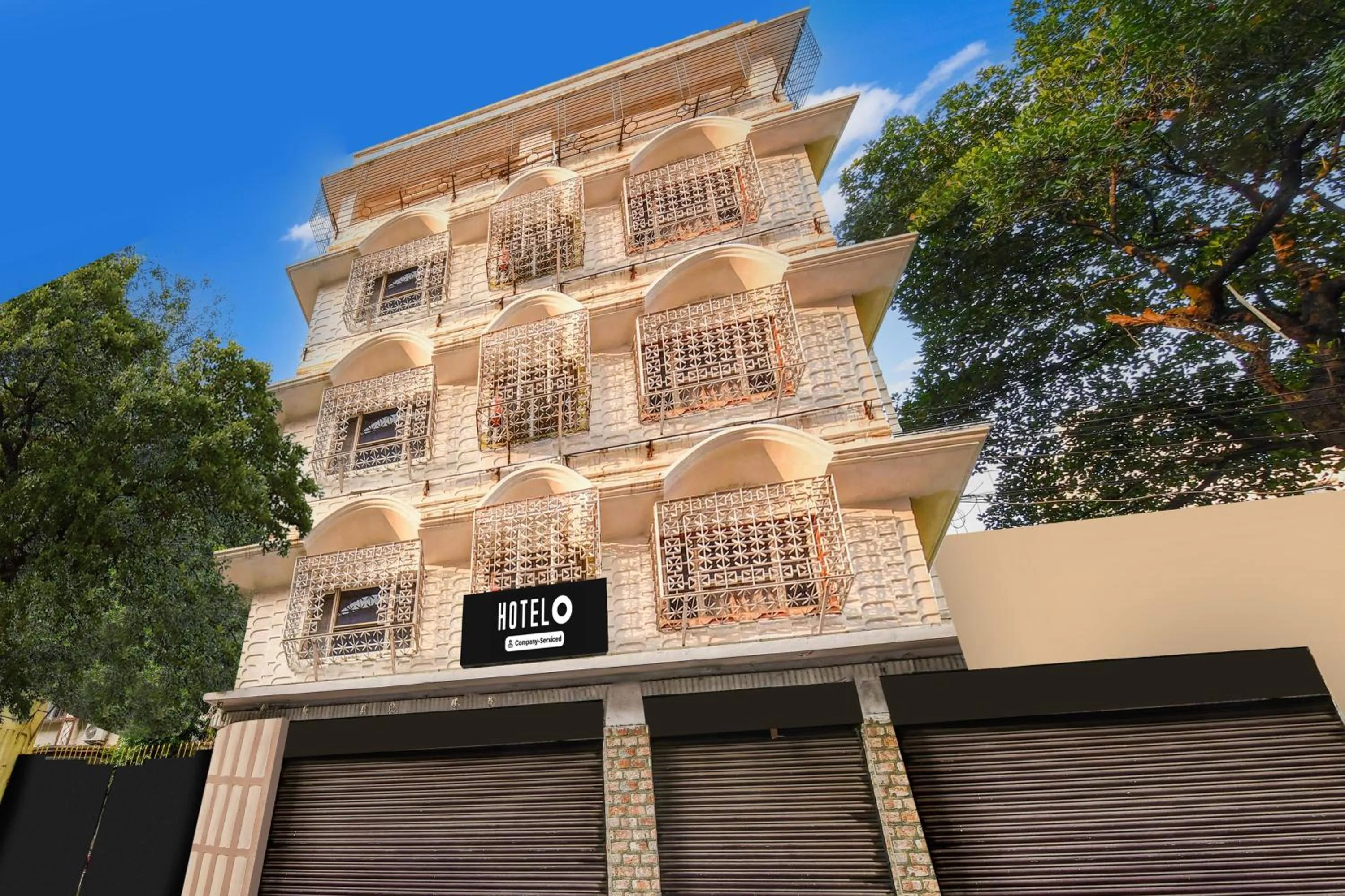 Facade/entrance in Super Hotel O Sarat Bose Road formerly Shree Guest House