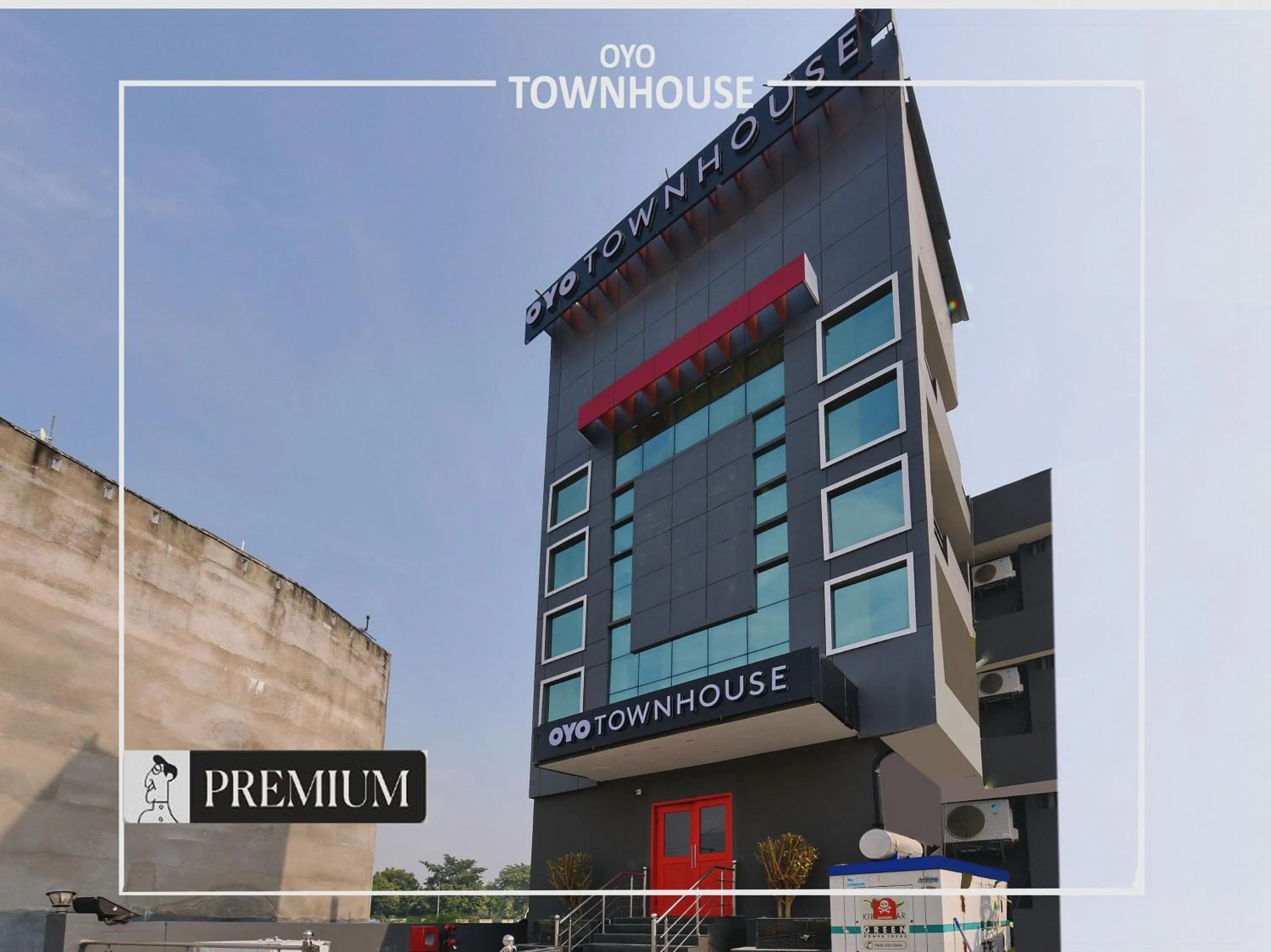 Facade/entrance in Townhouse Singapore Mall