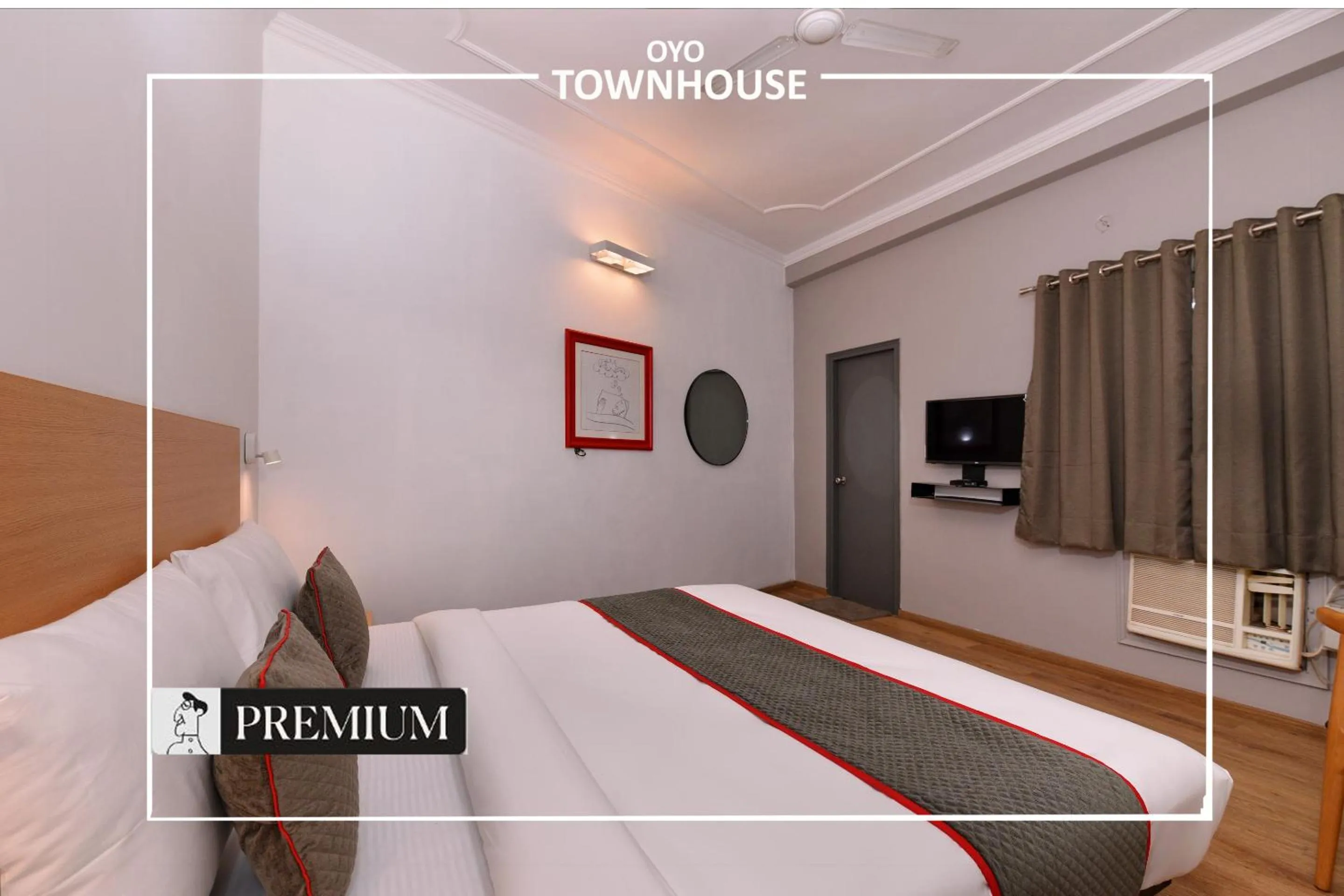 Bedroom, Bed in Townhouse Singapore Mall