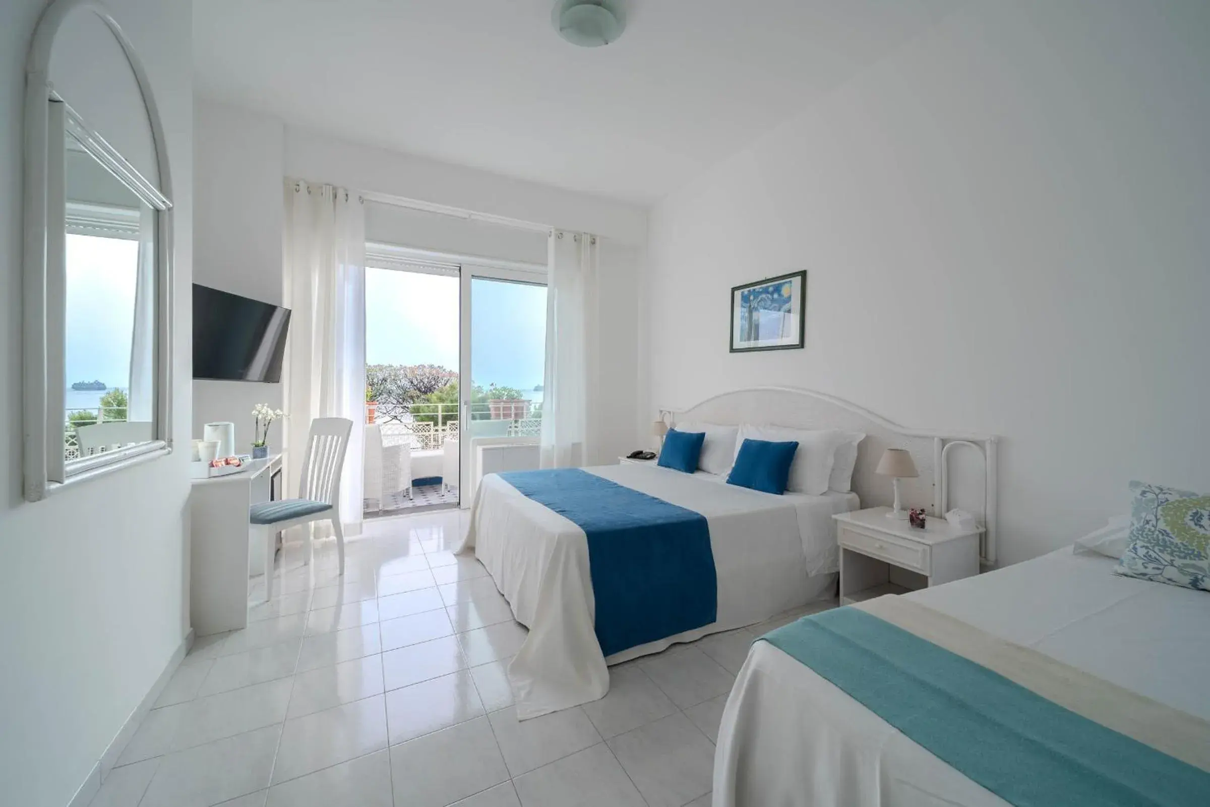 Triple Room with Sea View in Hotel Panorama Triple Room with Sea View in Hotel Panorama