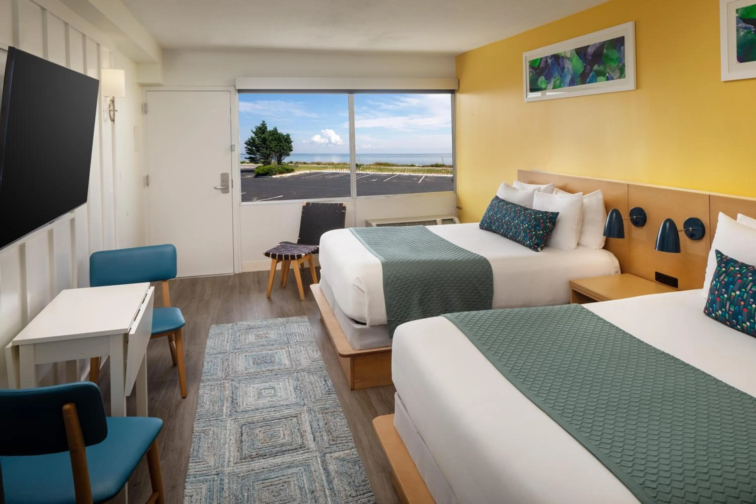 Photo of the whole room, Bed in Harbor Hotel Provincetown