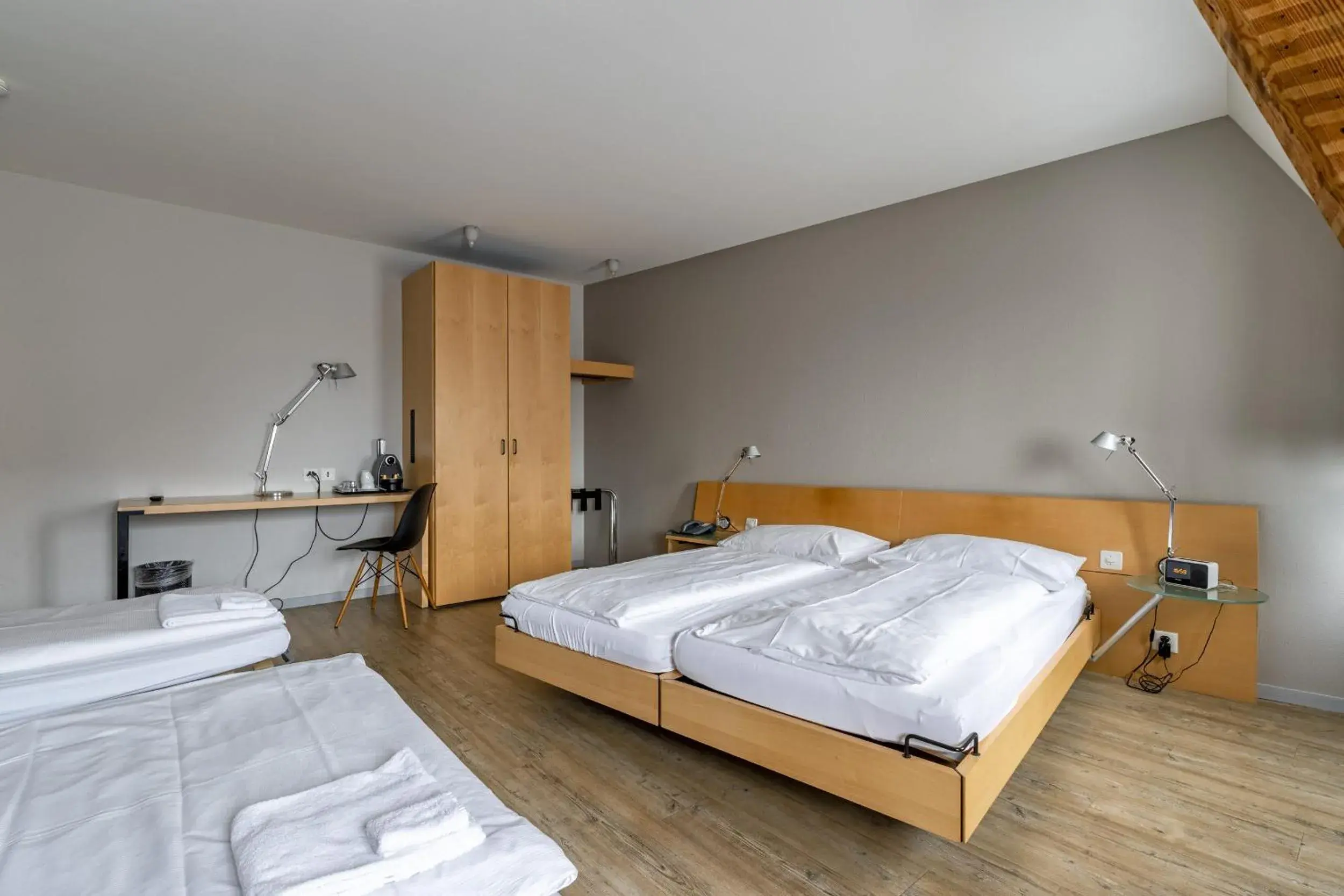 Family Room in Royal Hotel - Urban Living Family Room in Royal Hotel - Urban Living