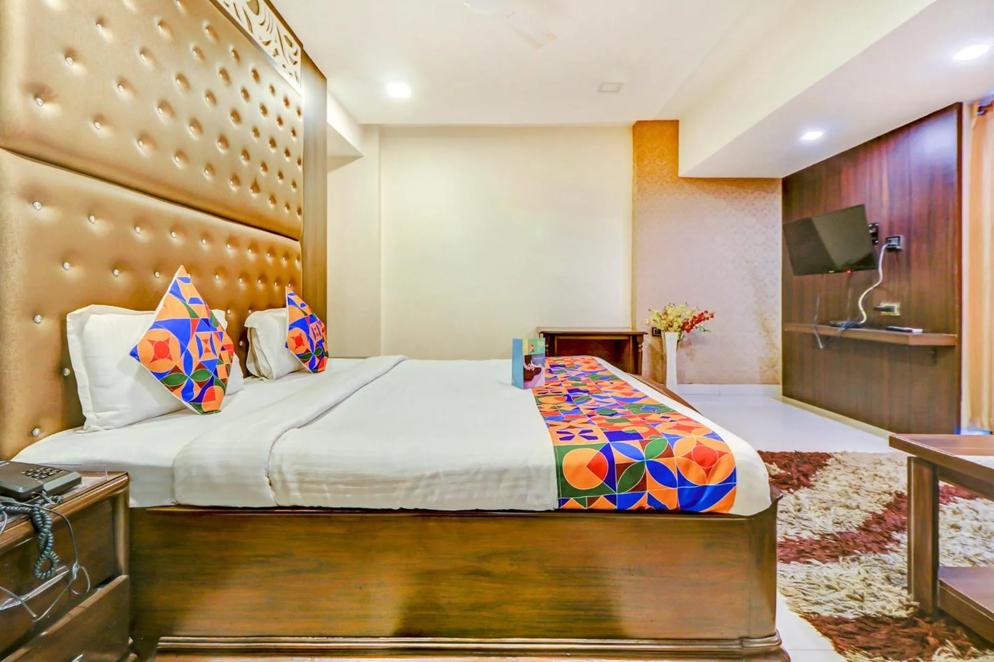 Bedroom, Bed in FabHotel Anandam