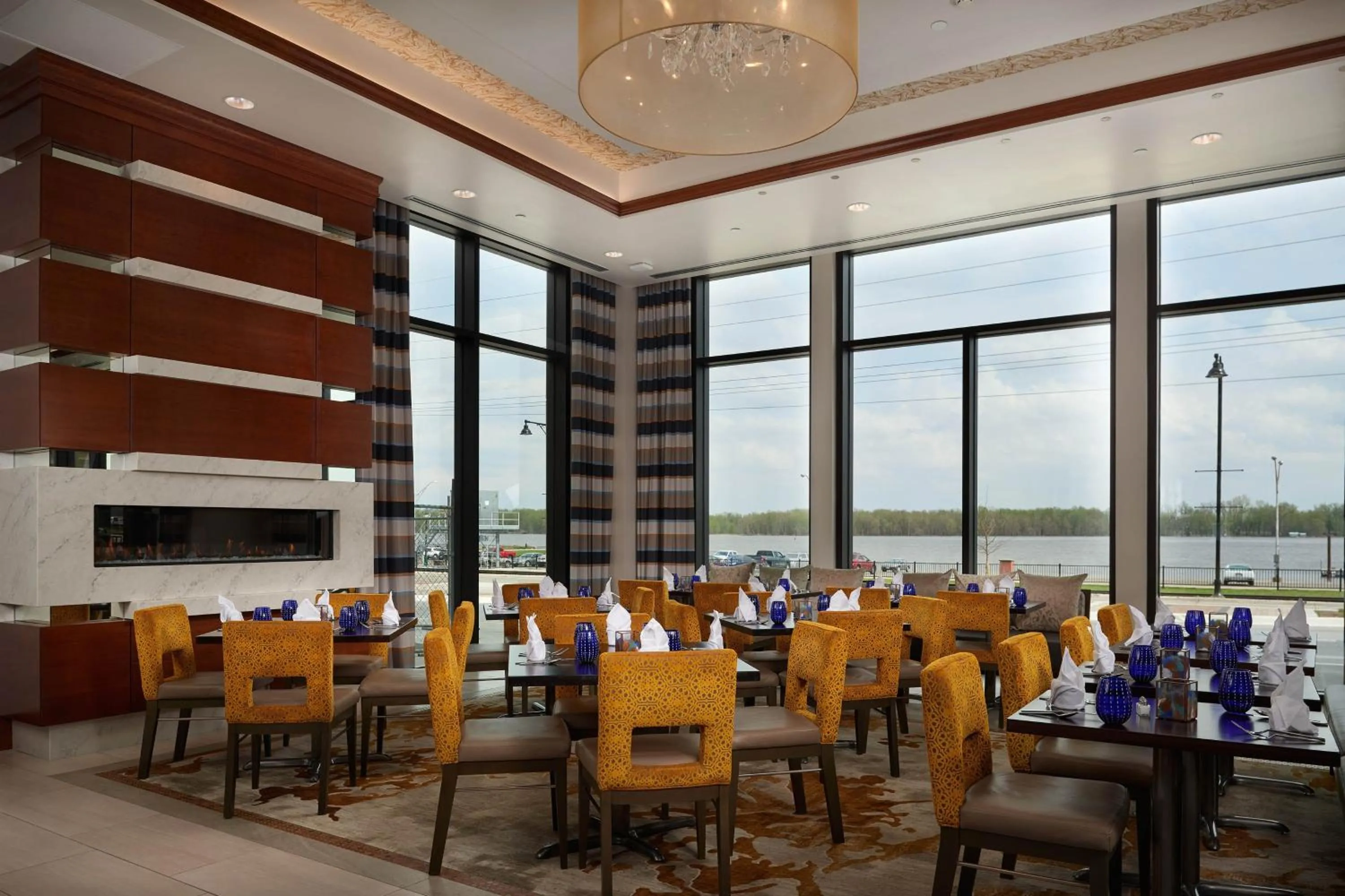 Restaurant/places to eat in The Merrill Hotel & Conference Center, Muscatine, a Tribute Portfolio Hotel