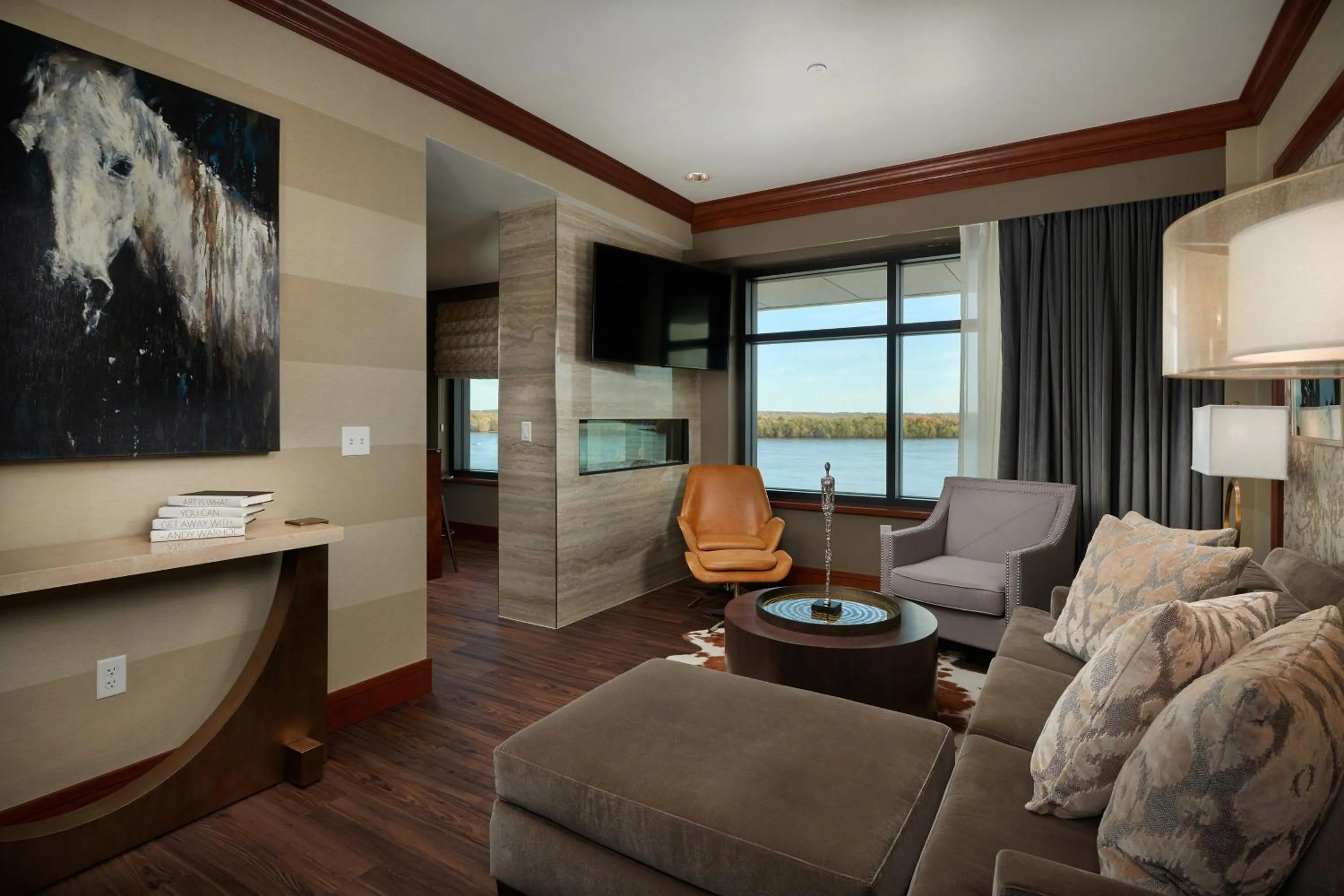 Living room in The Merrill Hotel & Conference Center, Muscatine, a Tribute Portfolio Hotel
