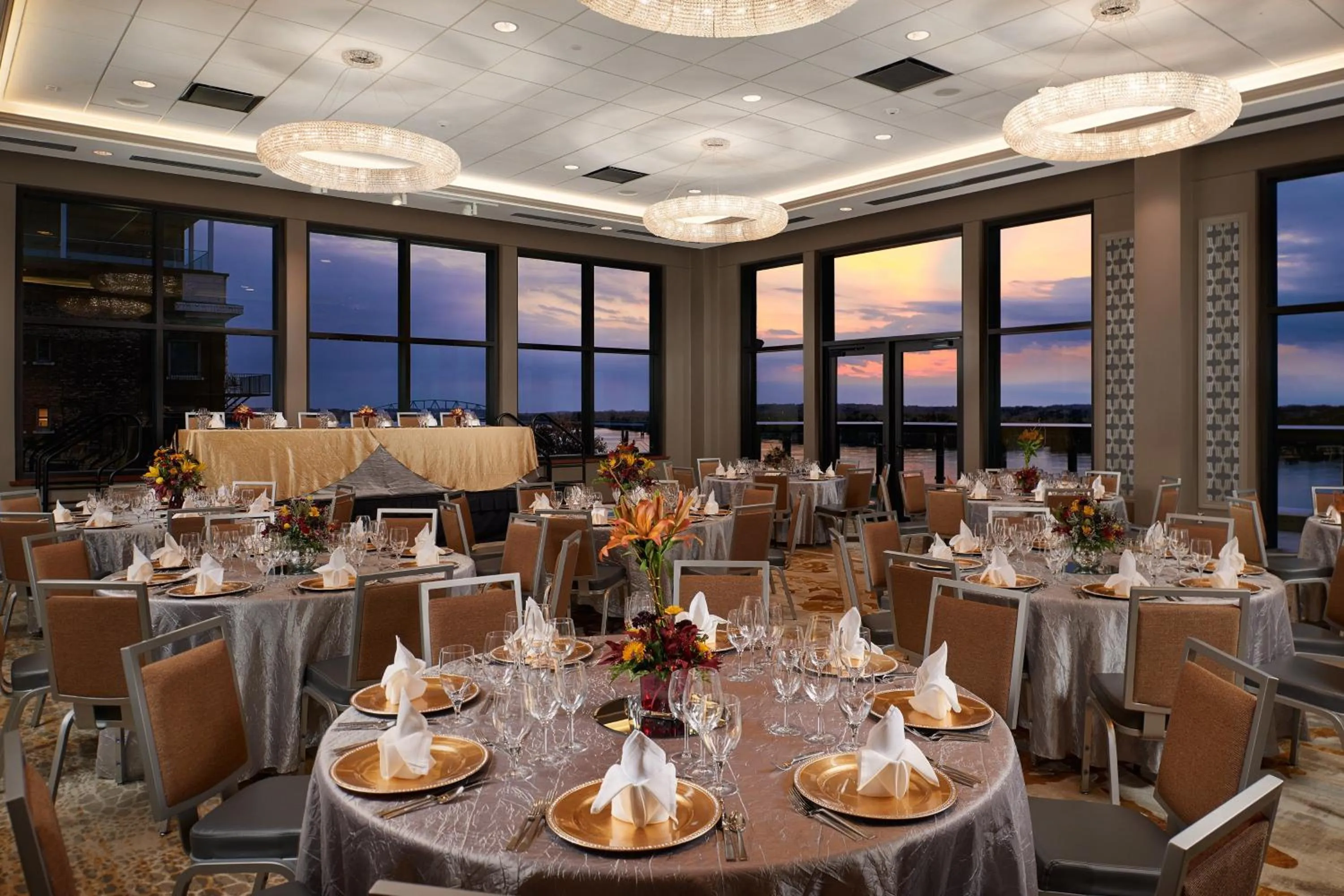 Lobby or reception in The Merrill Hotel & Conference Center, Muscatine, a Tribute Portfolio Hotel