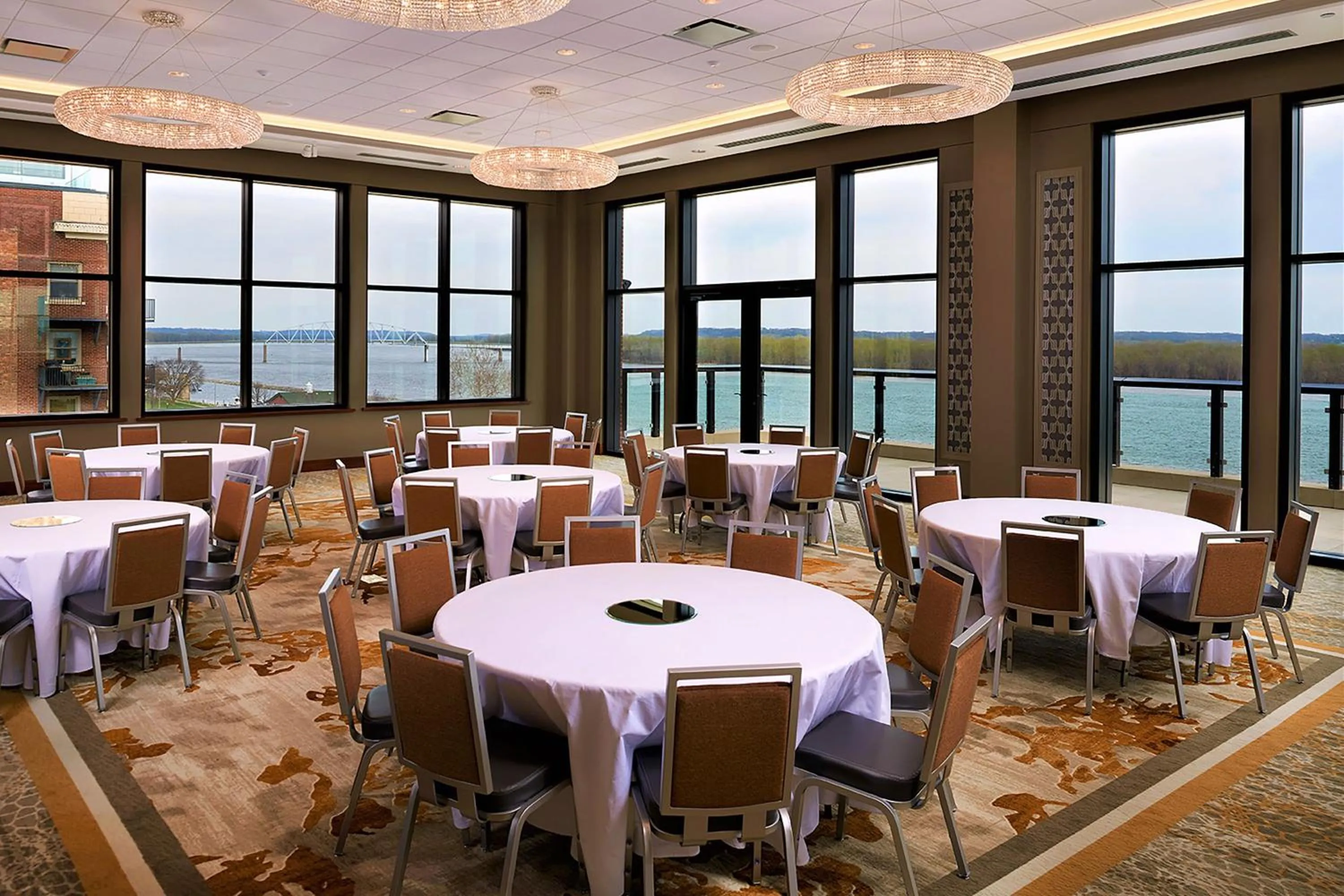 Meeting/conference room in The Merrill Hotel & Conference Center, Muscatine, a Tribute Portfolio Hotel