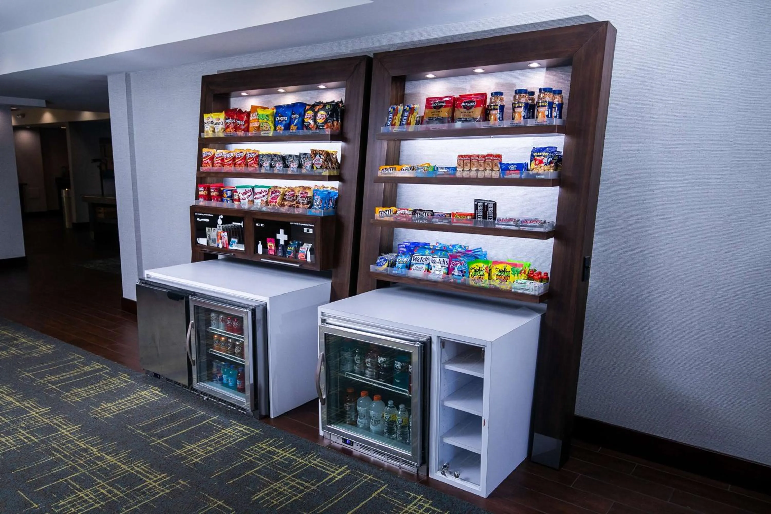 Restaurant/places to eat in Hampton Inn Pickwick Dam-At Shiloh Falls