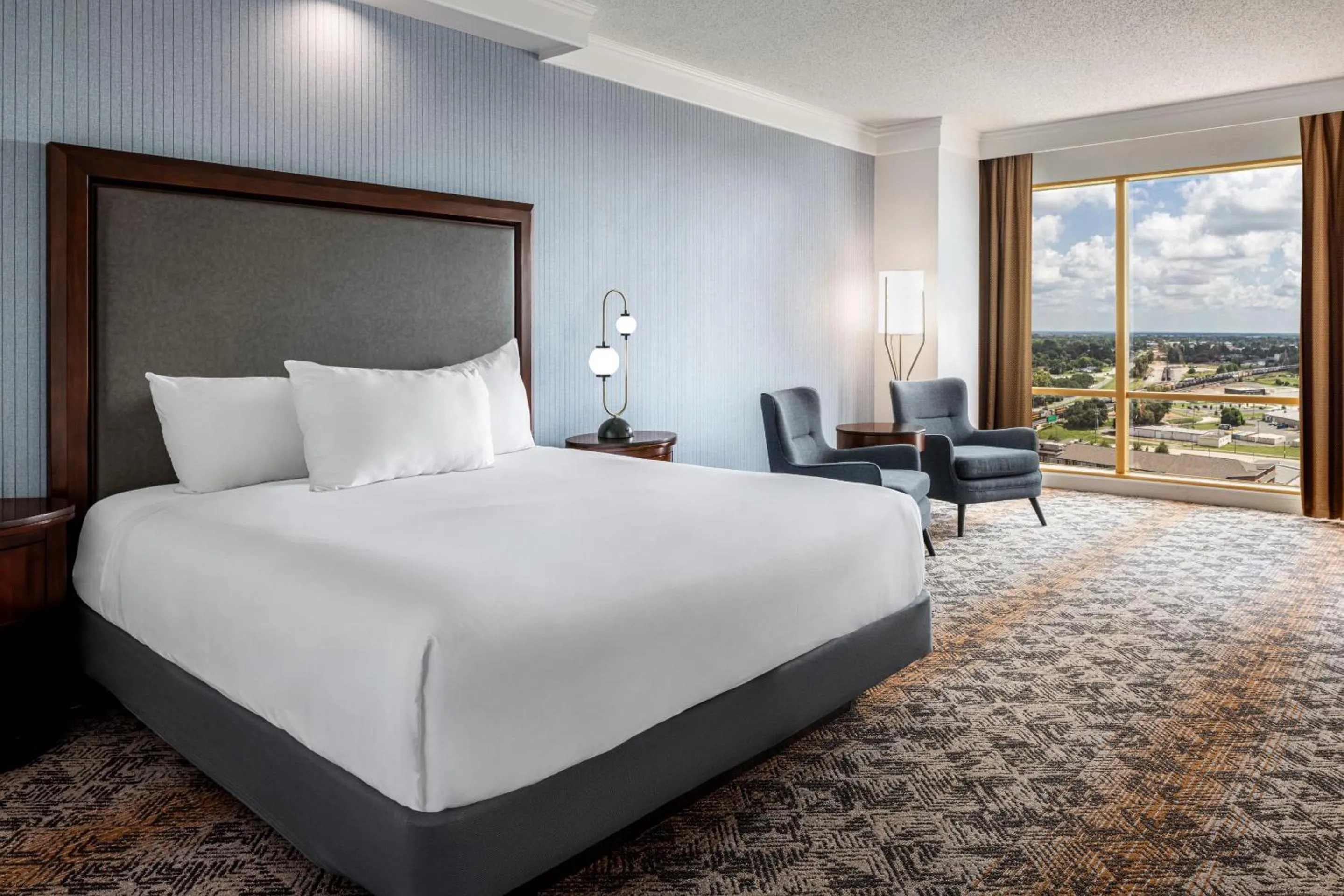 Bed in Horseshoe Bossier City, A Caesars Destination