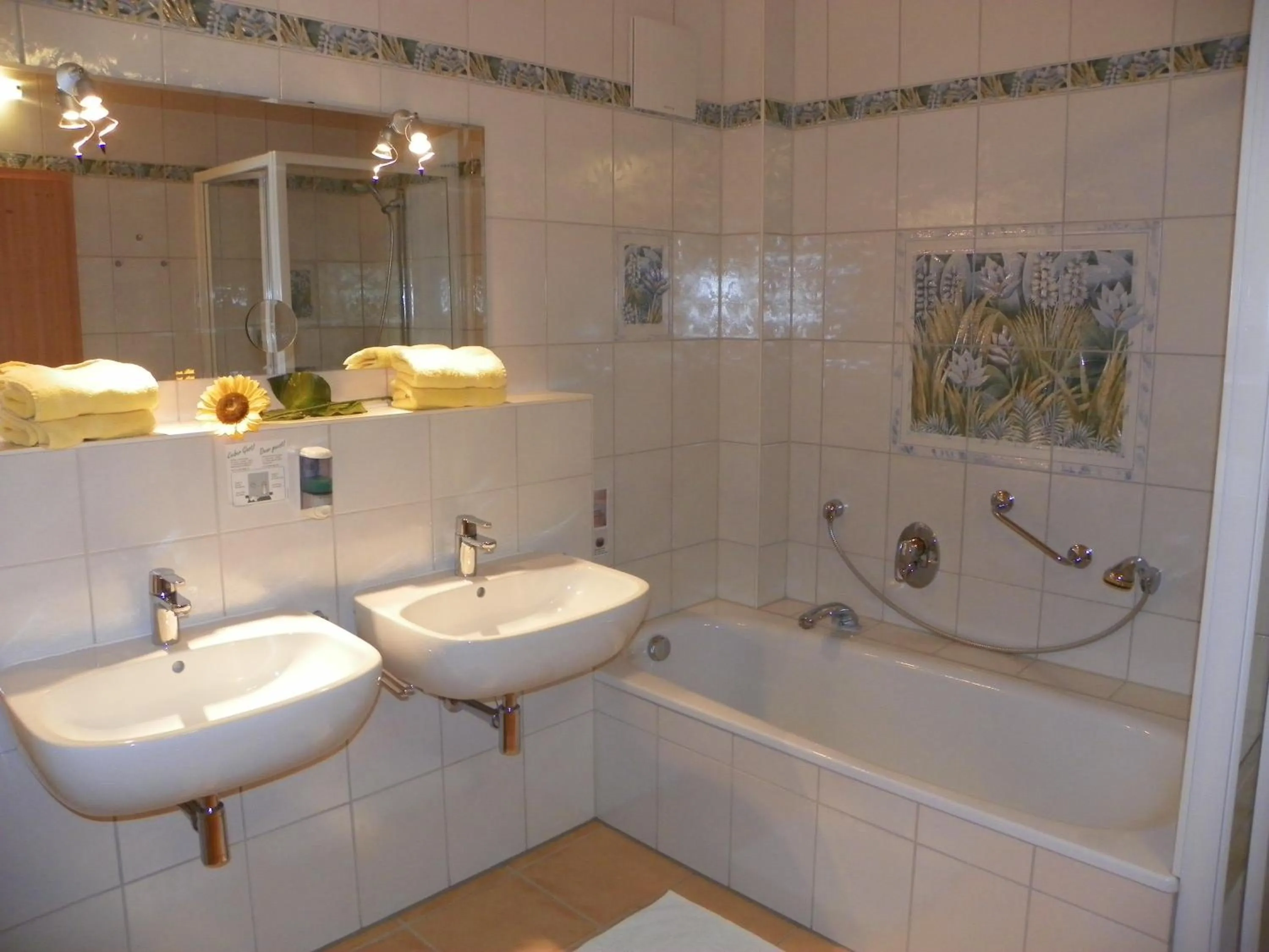 Photo of the whole room in Landhotel Steigerwaldhaus