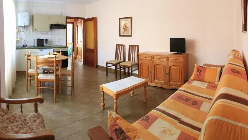 Kitchen or kitchenette in Hotel Alfar