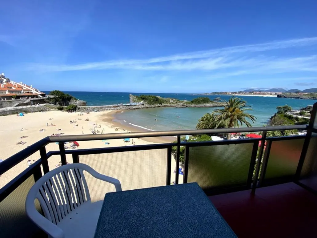 Sea view in Hotel Alfar