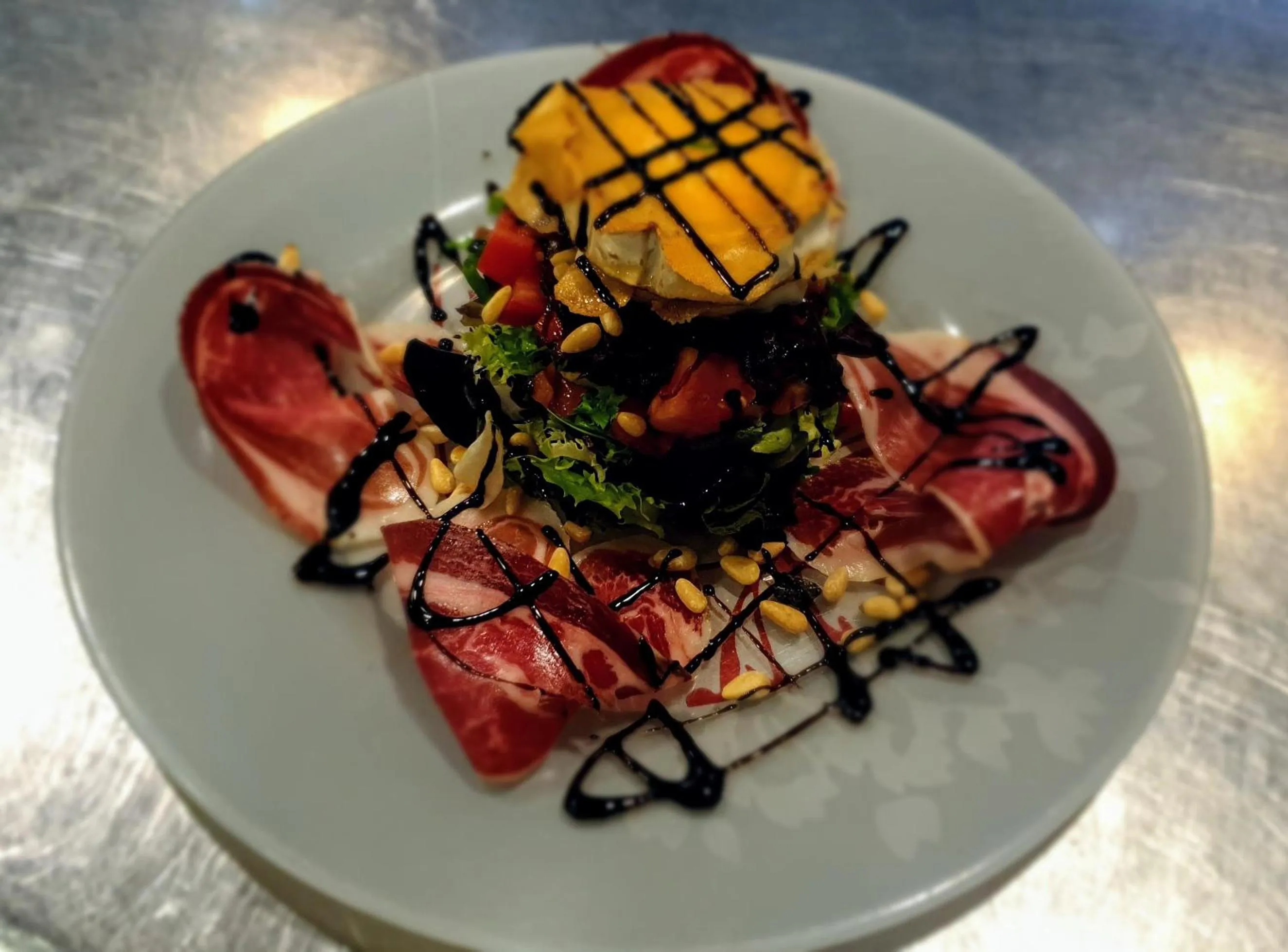 Restaurant/places to eat in Hotel Alfar