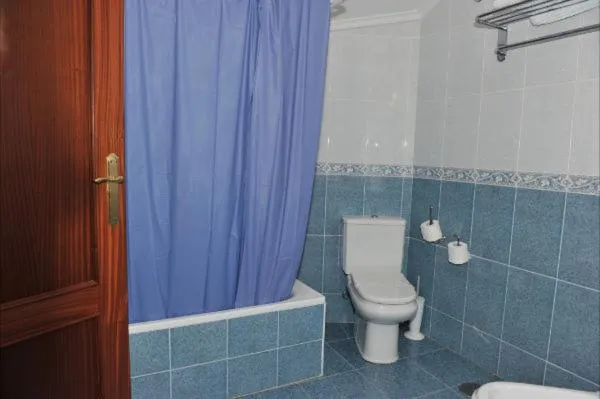 Bathroom in Hotel Alfar