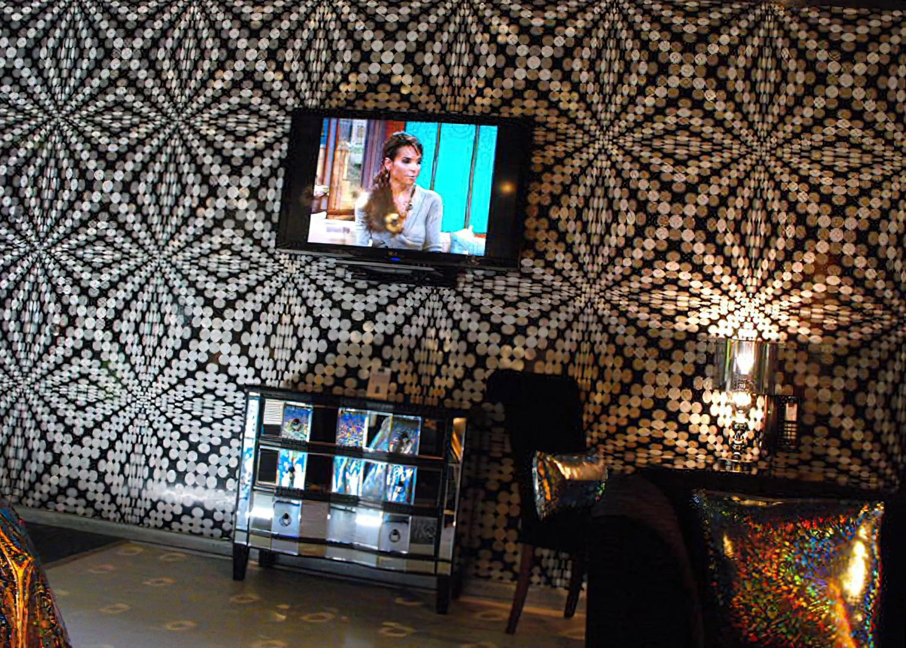 Seating area in The Roxbury