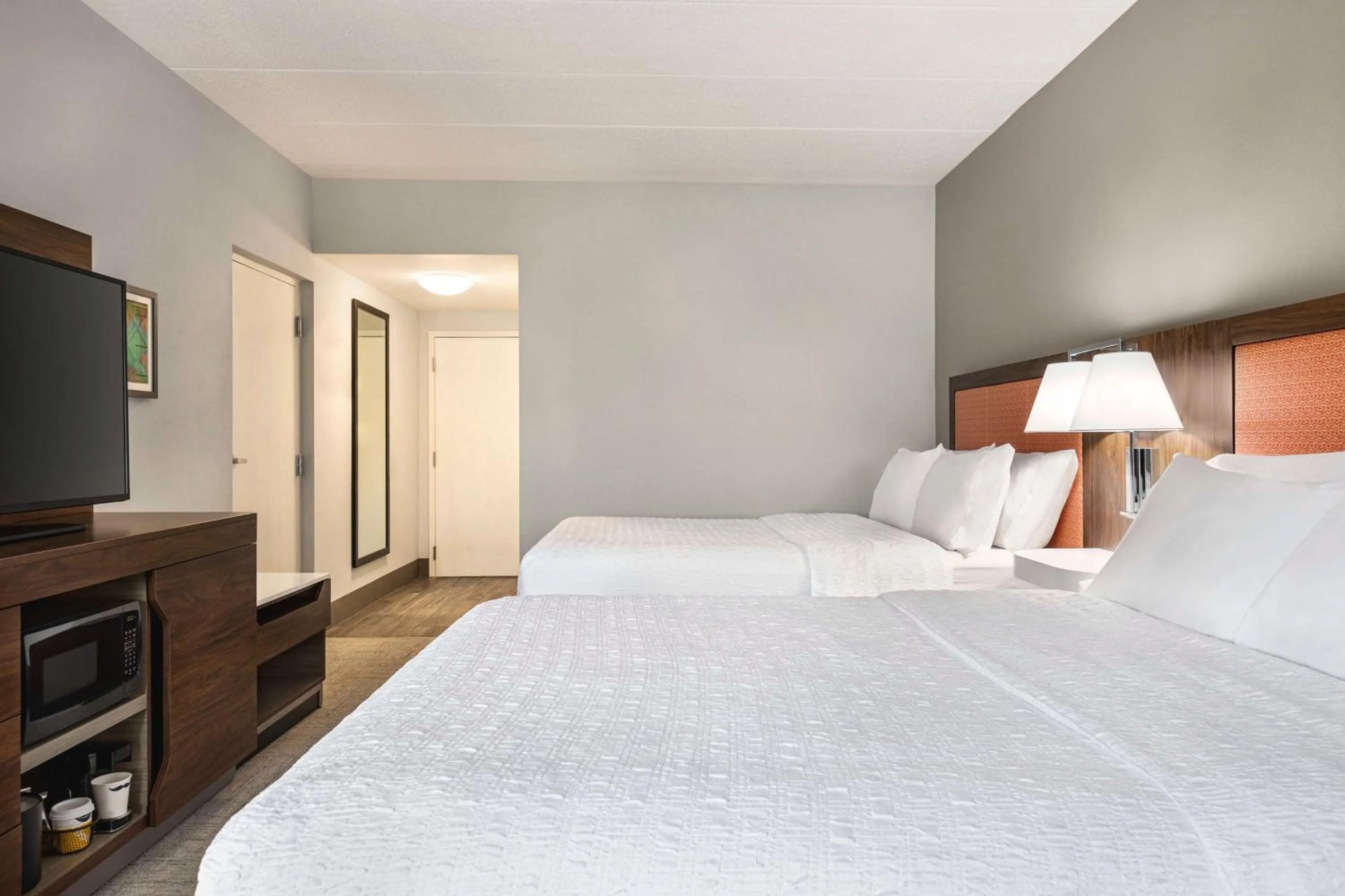 Bed in Hampton Inn Quakertown